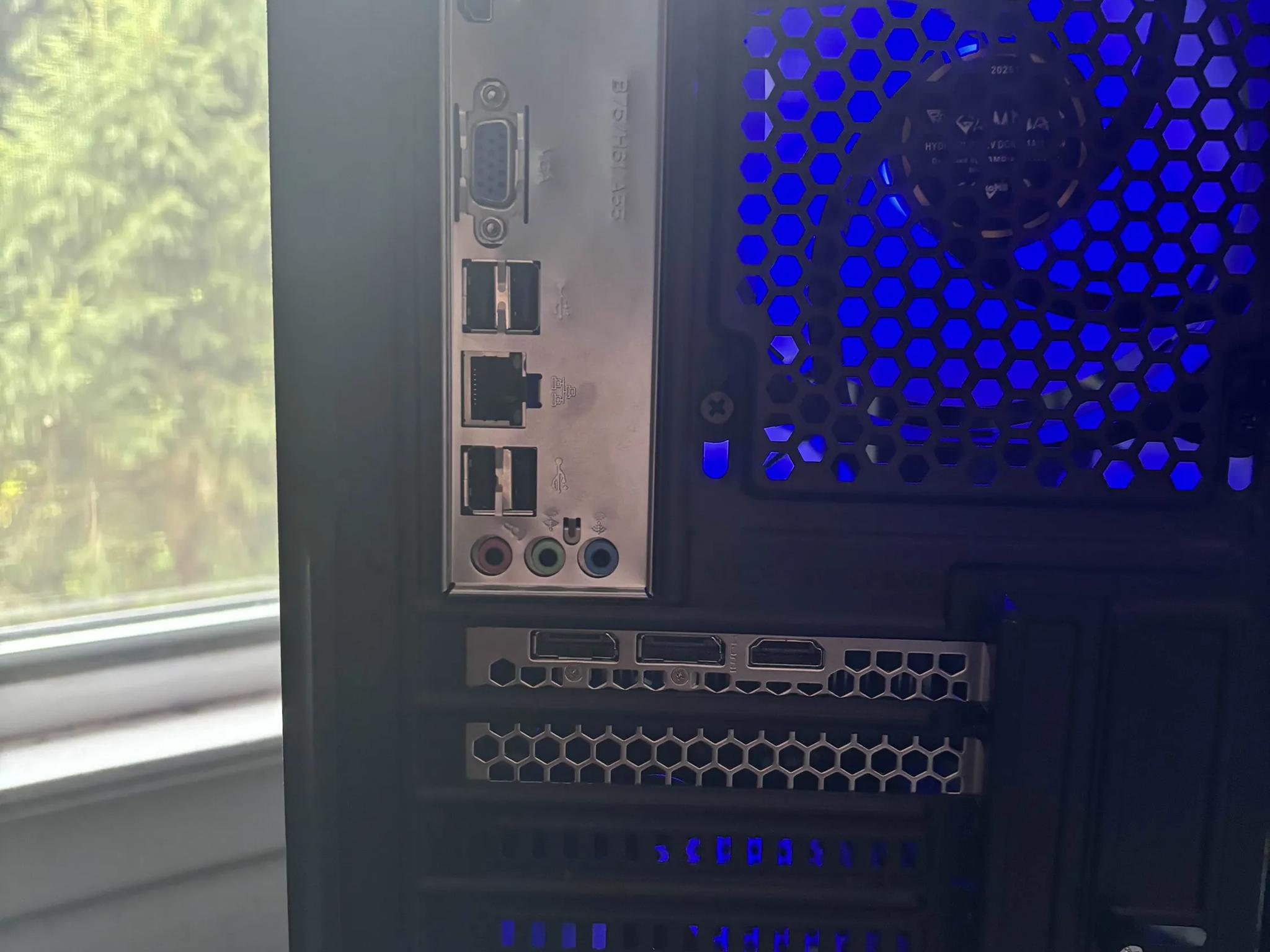 GAMING PC i5 16GB NVIDIA GTX 1650 RGB Lighting RGB Fans Computer