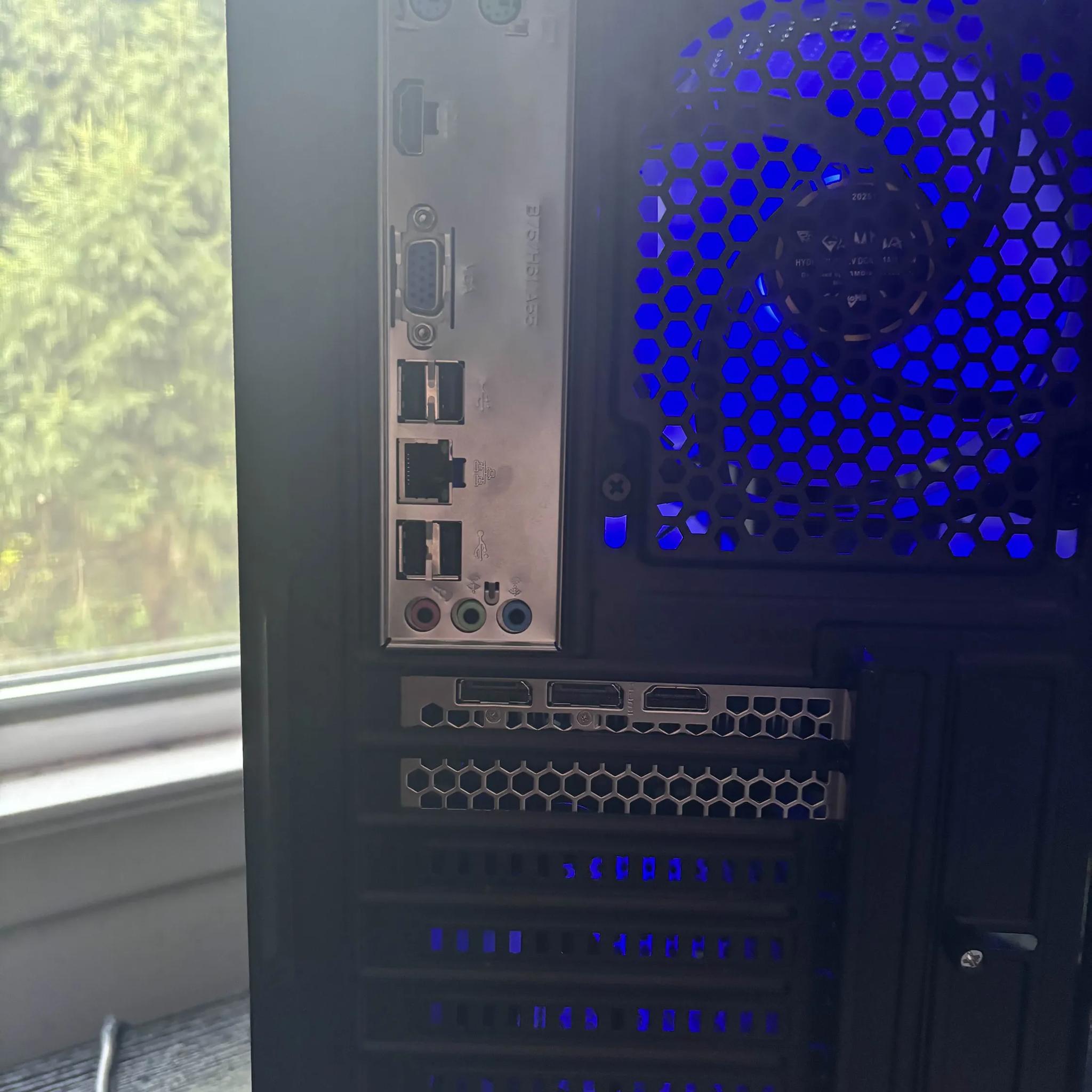 GAMING PC i5 16GB NVIDIA GTX 1650 RGB Lighting RGB Fans Computer