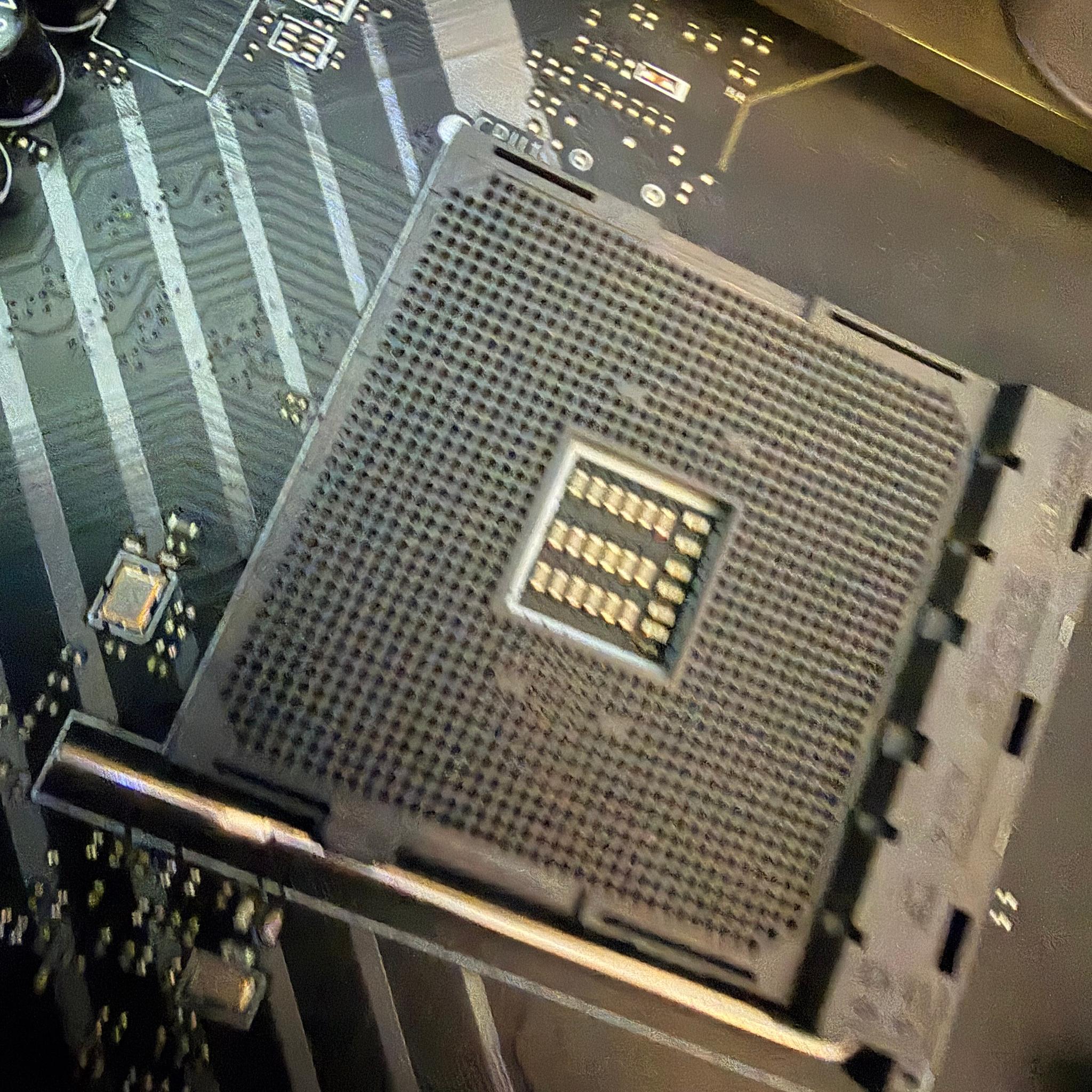 MSi B550 Carbon wifi ATX AM4