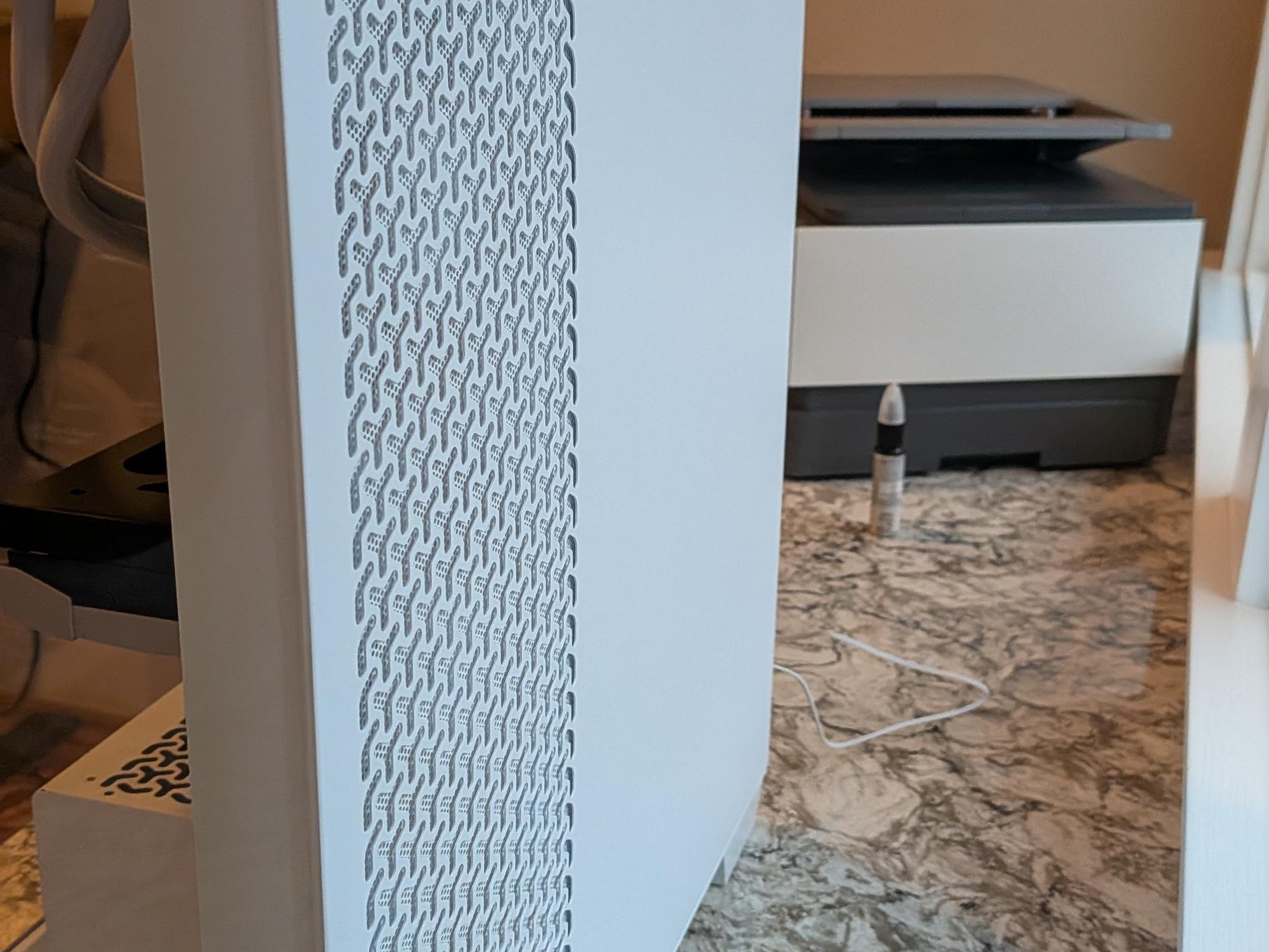 Pristine All-White Gaming PC | i7-14700K | RTX 5060 Ti | 32GB DDR5
