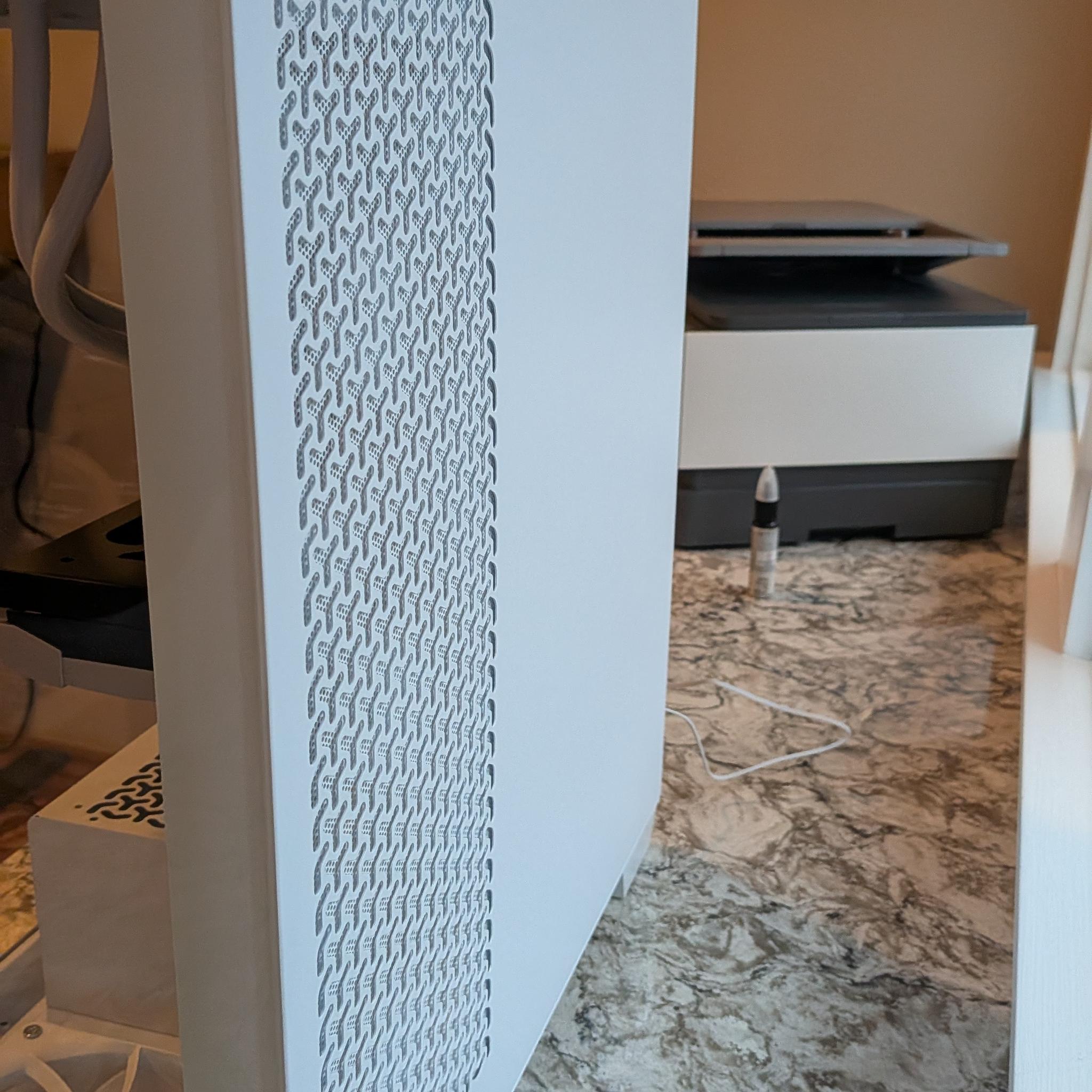 Pristine All-White Gaming PC | i7-14700K | RTX 5060 Ti | 32GB DDR5
