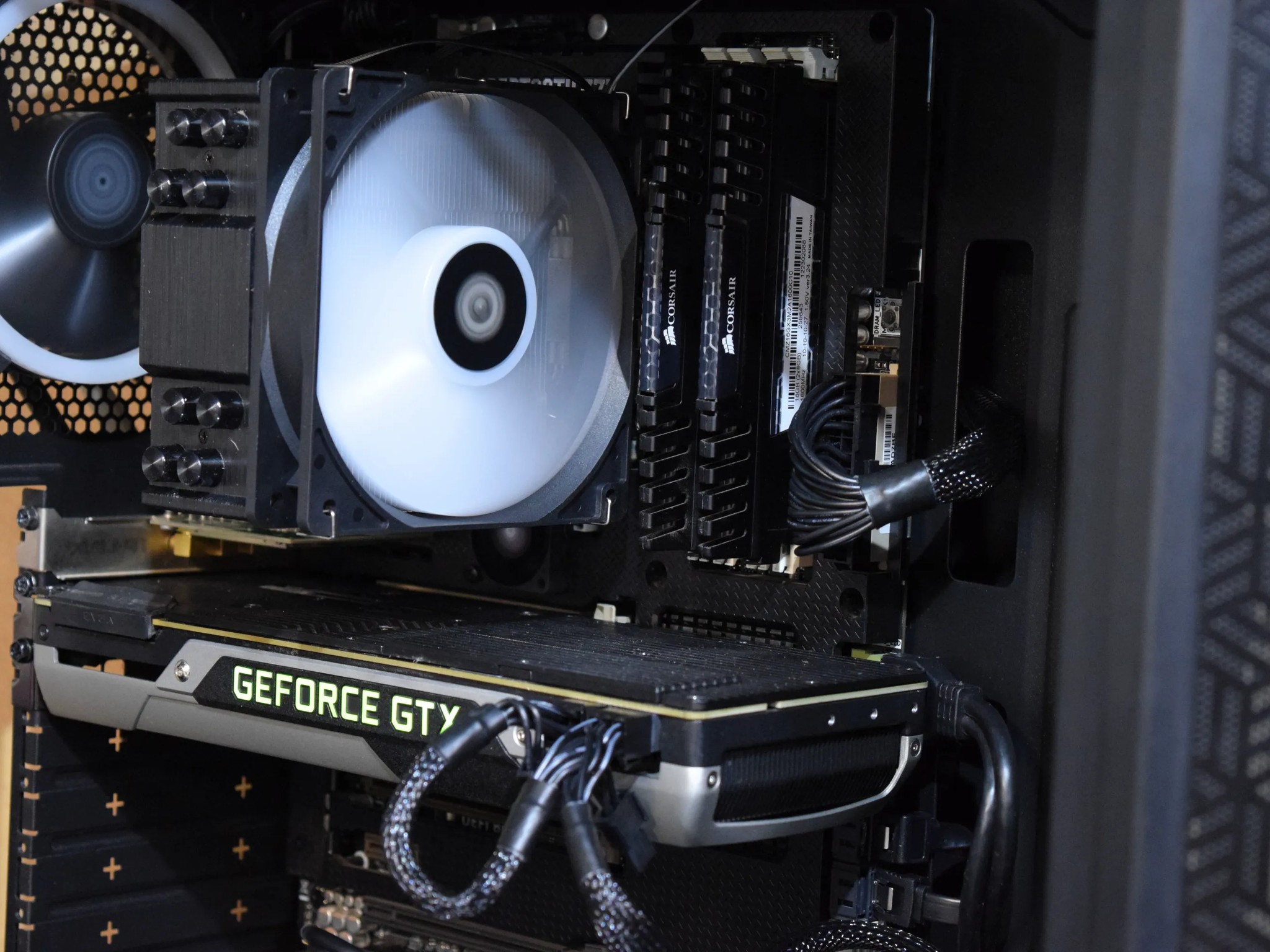 Budget E-Sports Gaming Computer | Nvidia GTX 980 | 1Tb SSD Storage | Intel i9 4900K