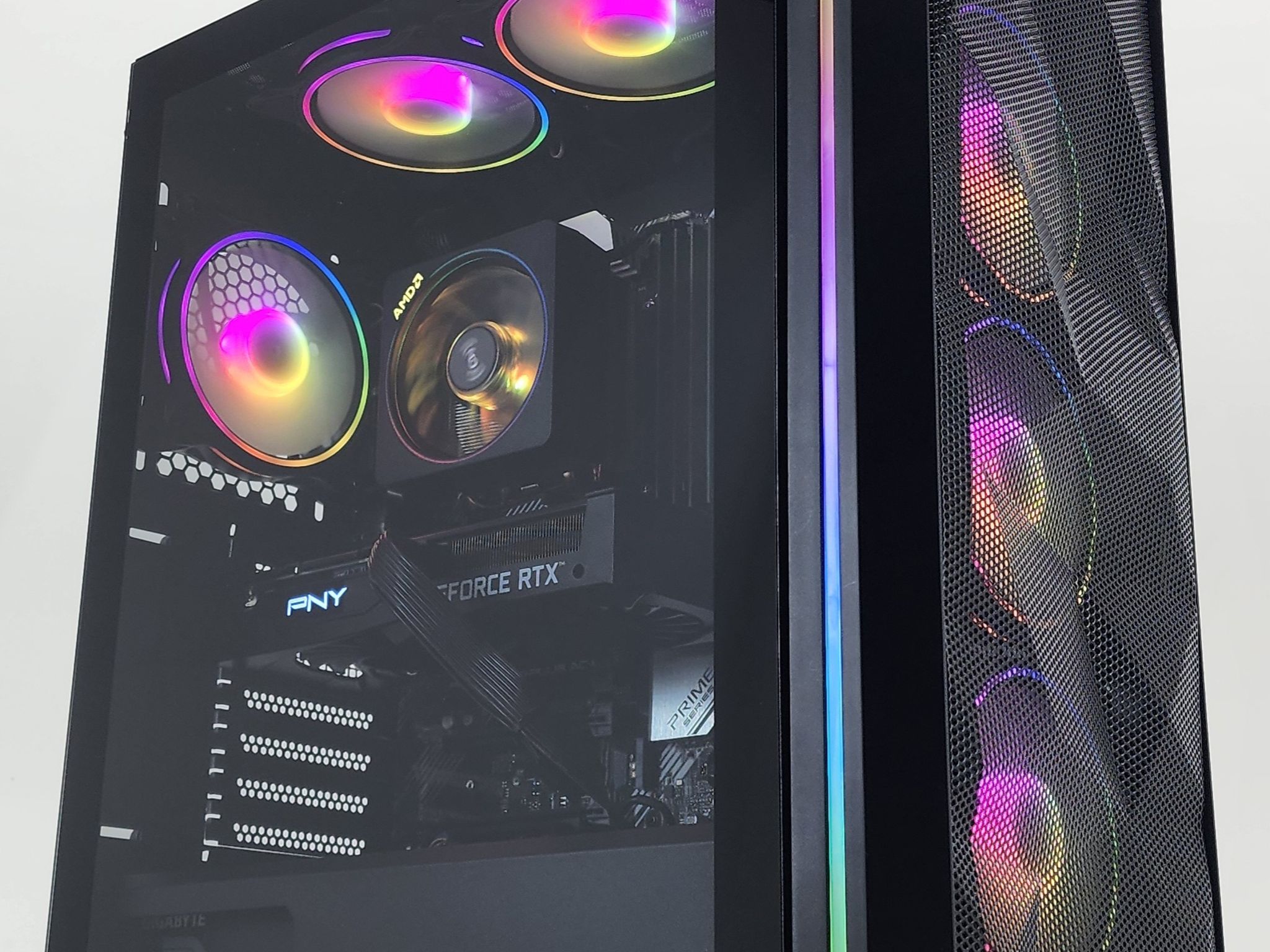 Gaming PC Ryzen 7 5800XT 32GB RAM 1TB SSD RTX 3060 8GB Windows 11 Computer