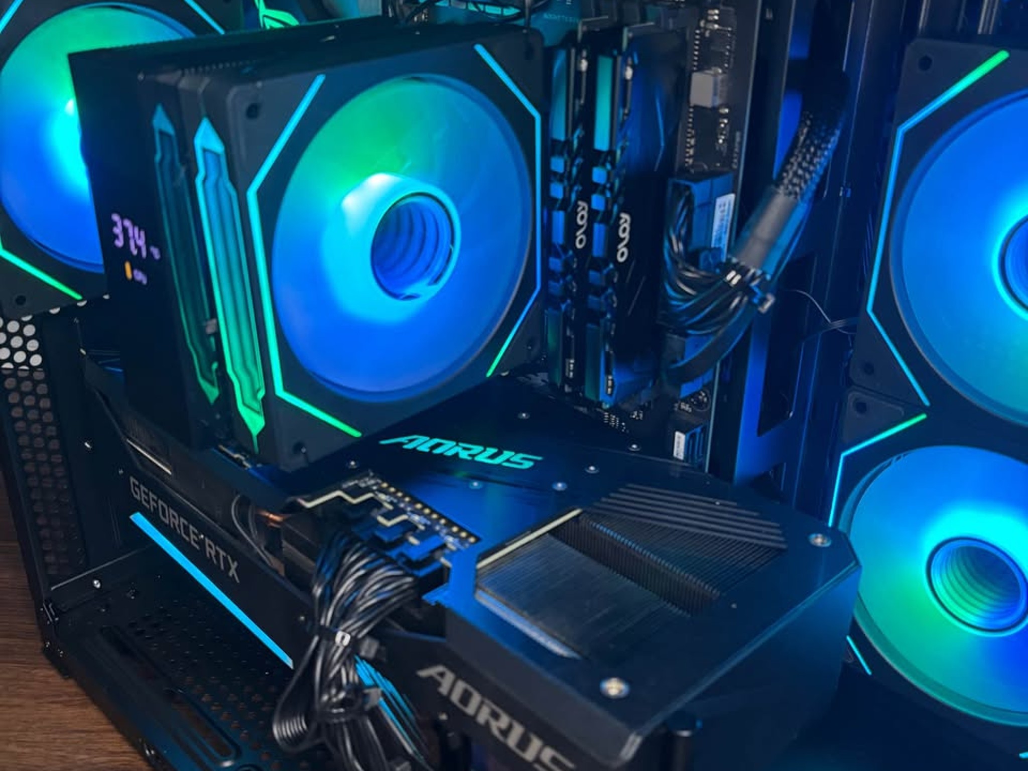 Black Gaming PC (RTX 3070 TI 8GB + AMD Ryzen 5 5500)