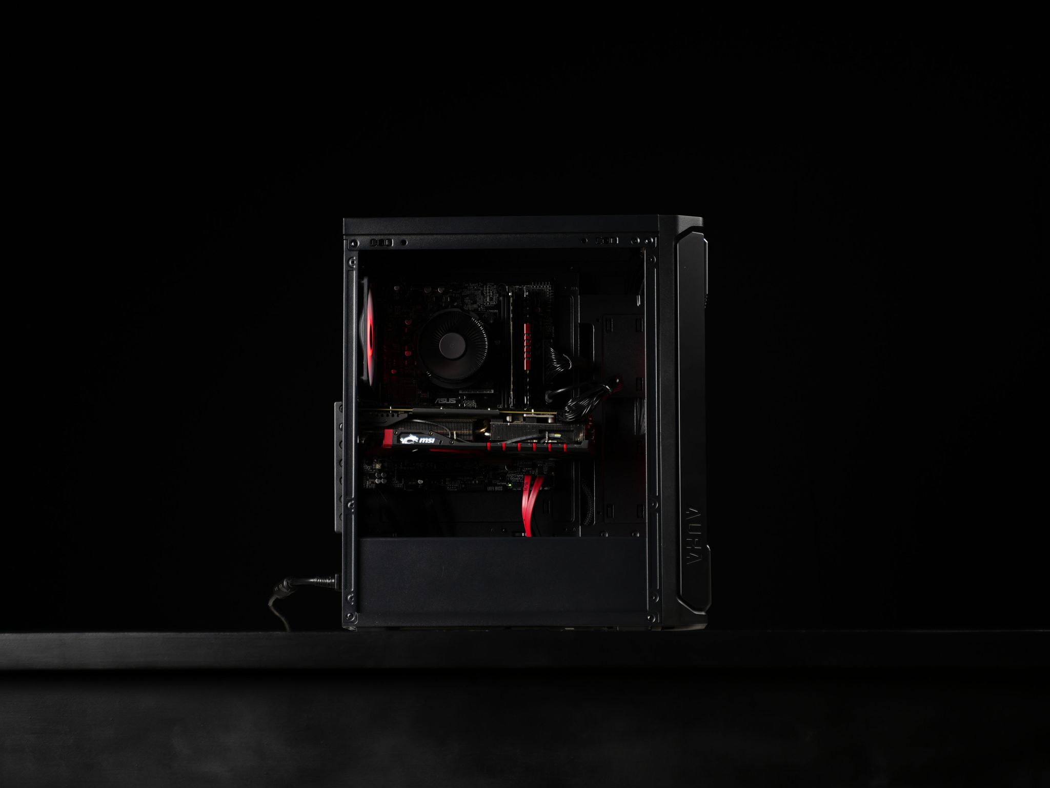 \ CT-00 / Radeon R9 390 Intel Core i7 6700K  1TB Windows 11 16GB Gaming PC