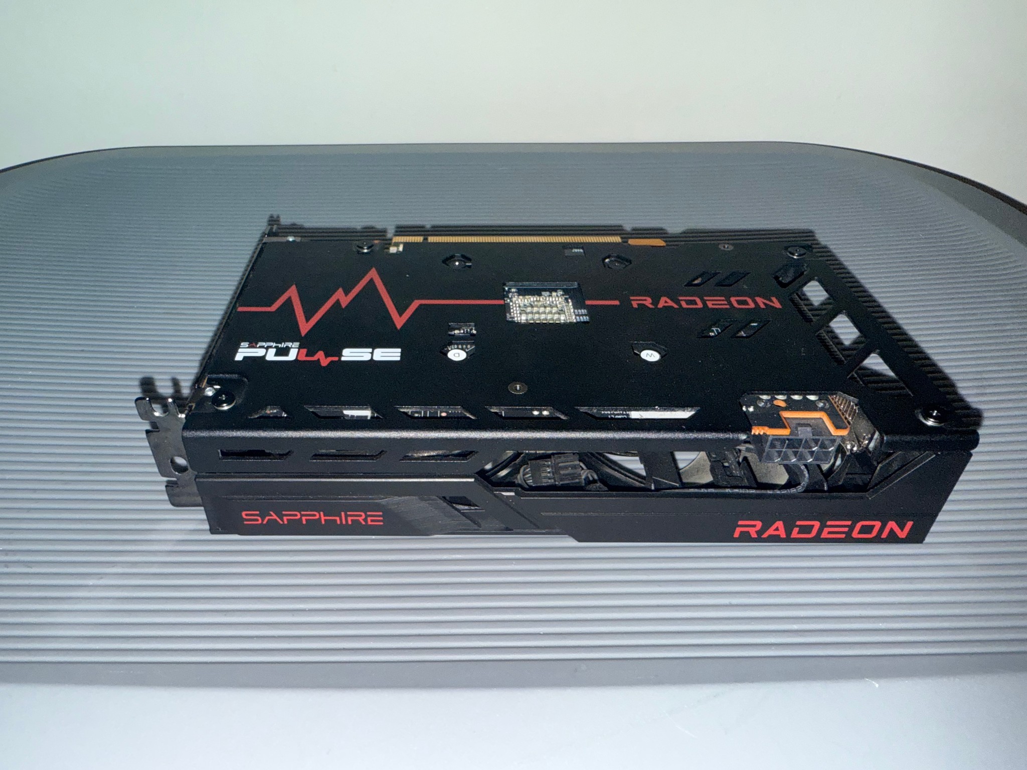 Sapphire PULSE Radeon RX 6600