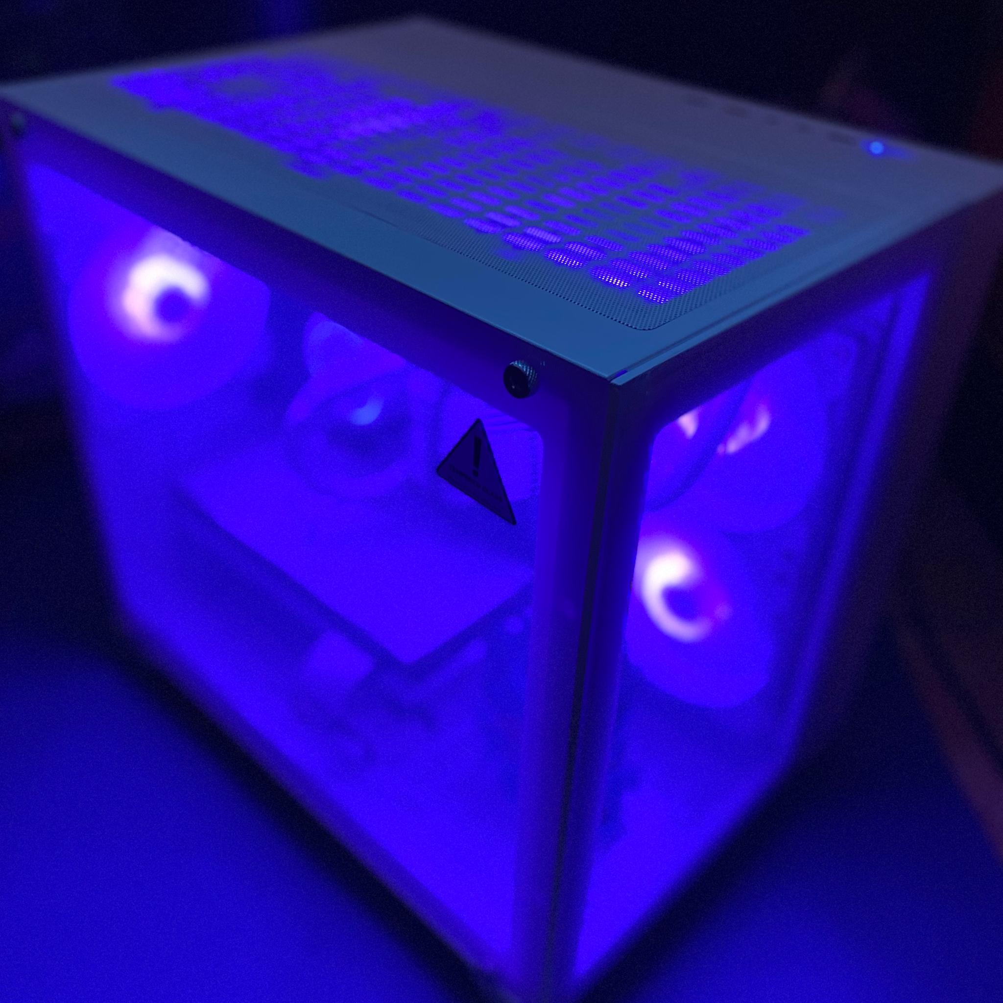 (Liquid-cooled) RX 5700XT| Ryzen 7| 16GB GLOWAY DDR4 RAM| 1TB NVMe SSD| Windows 11 PRO w/ Deku💫