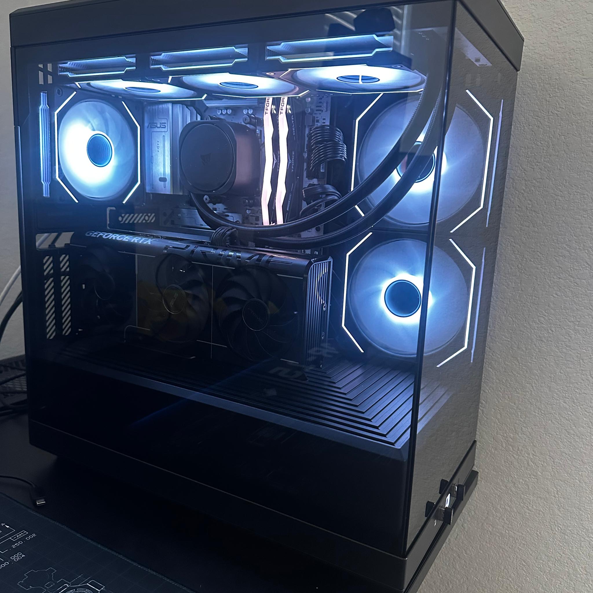 GeForce RTX 5070 Custom Gaming PC - Ryzen 5 9600X