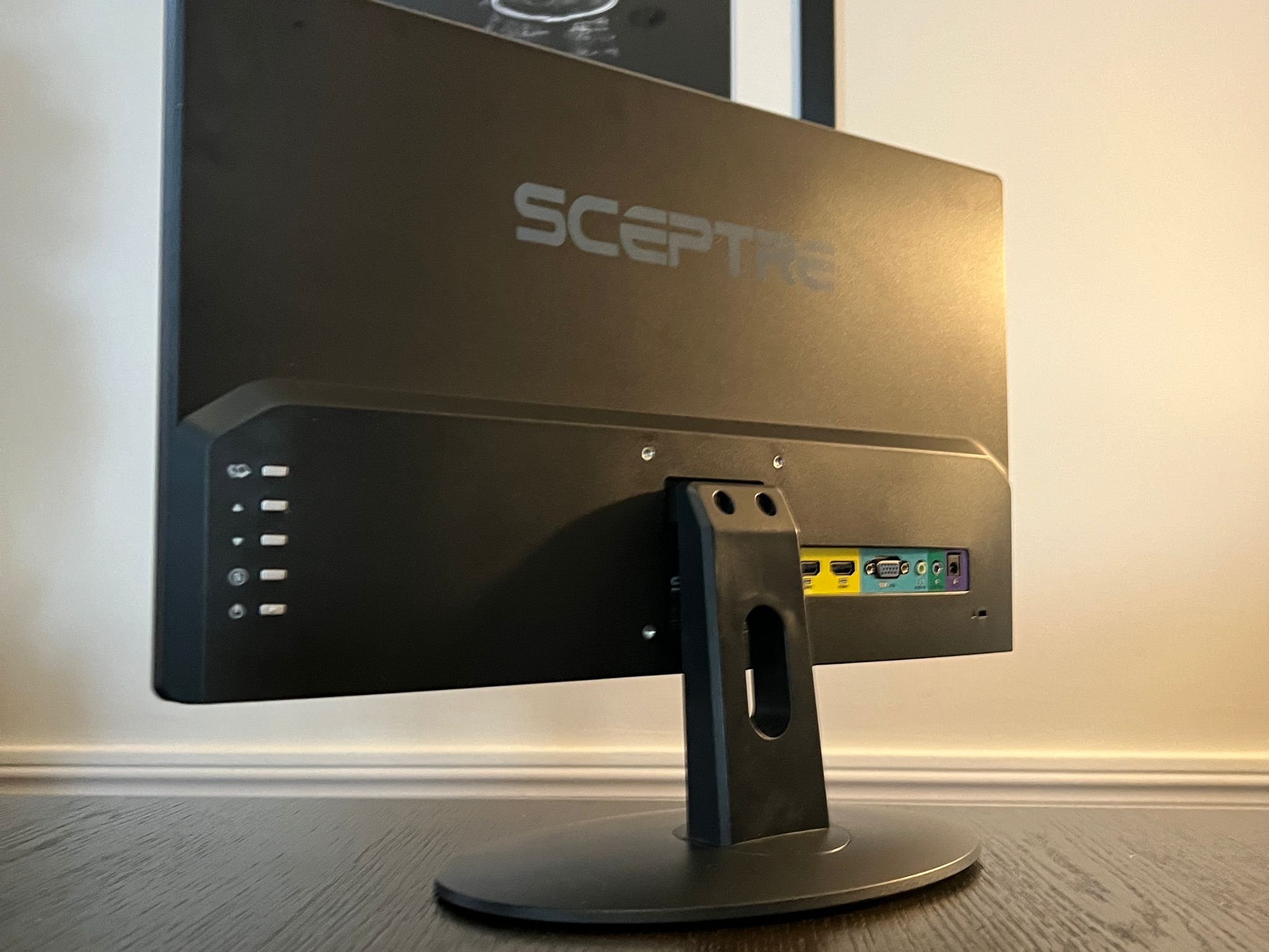 SCEPTRE 75hz Gaming Monitor | 1600x900p | GREAT CONDITION