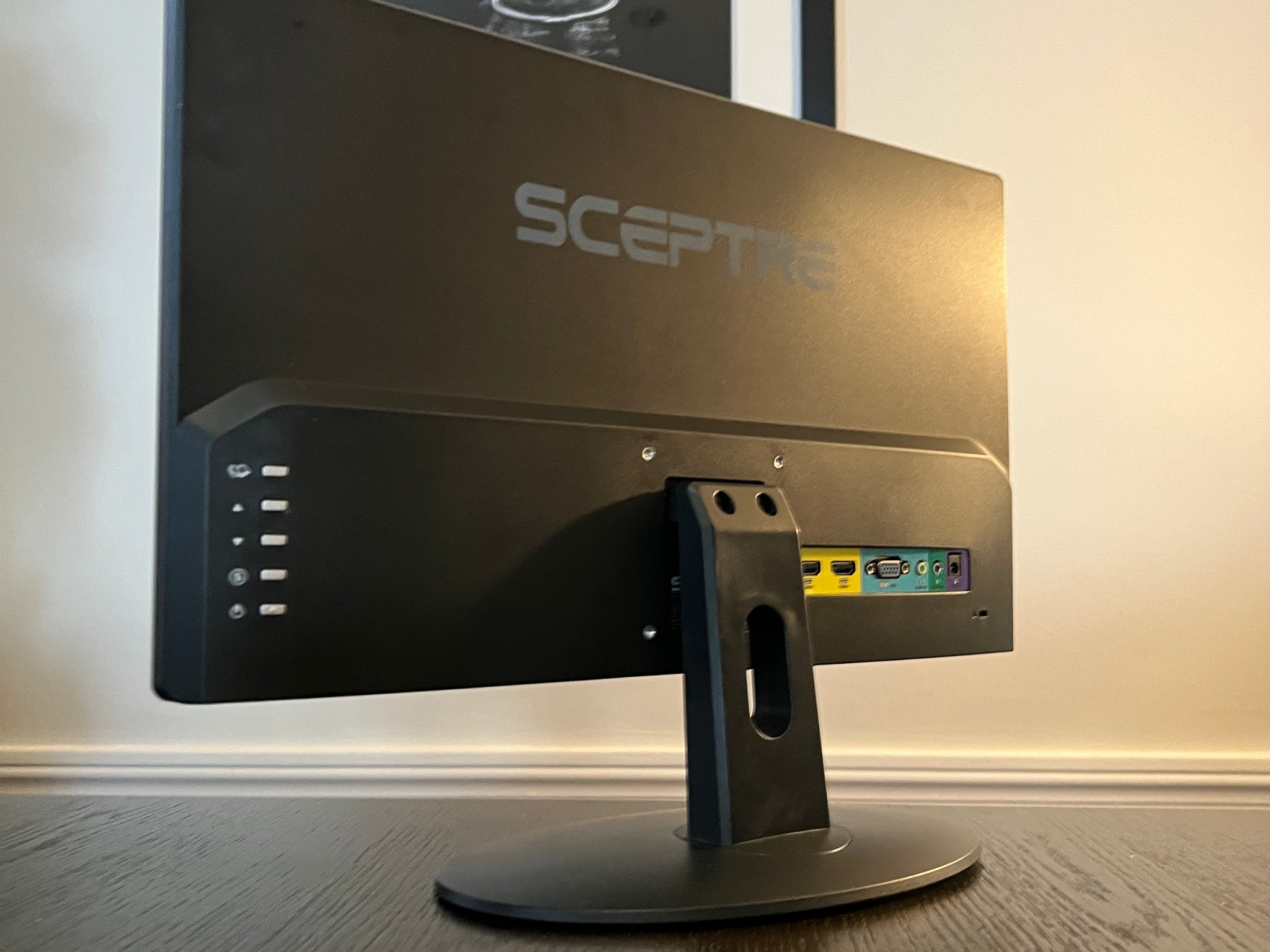 SCEPTRE 75hz Gaming Monitor | 1600x900p | GREAT CONDITION
