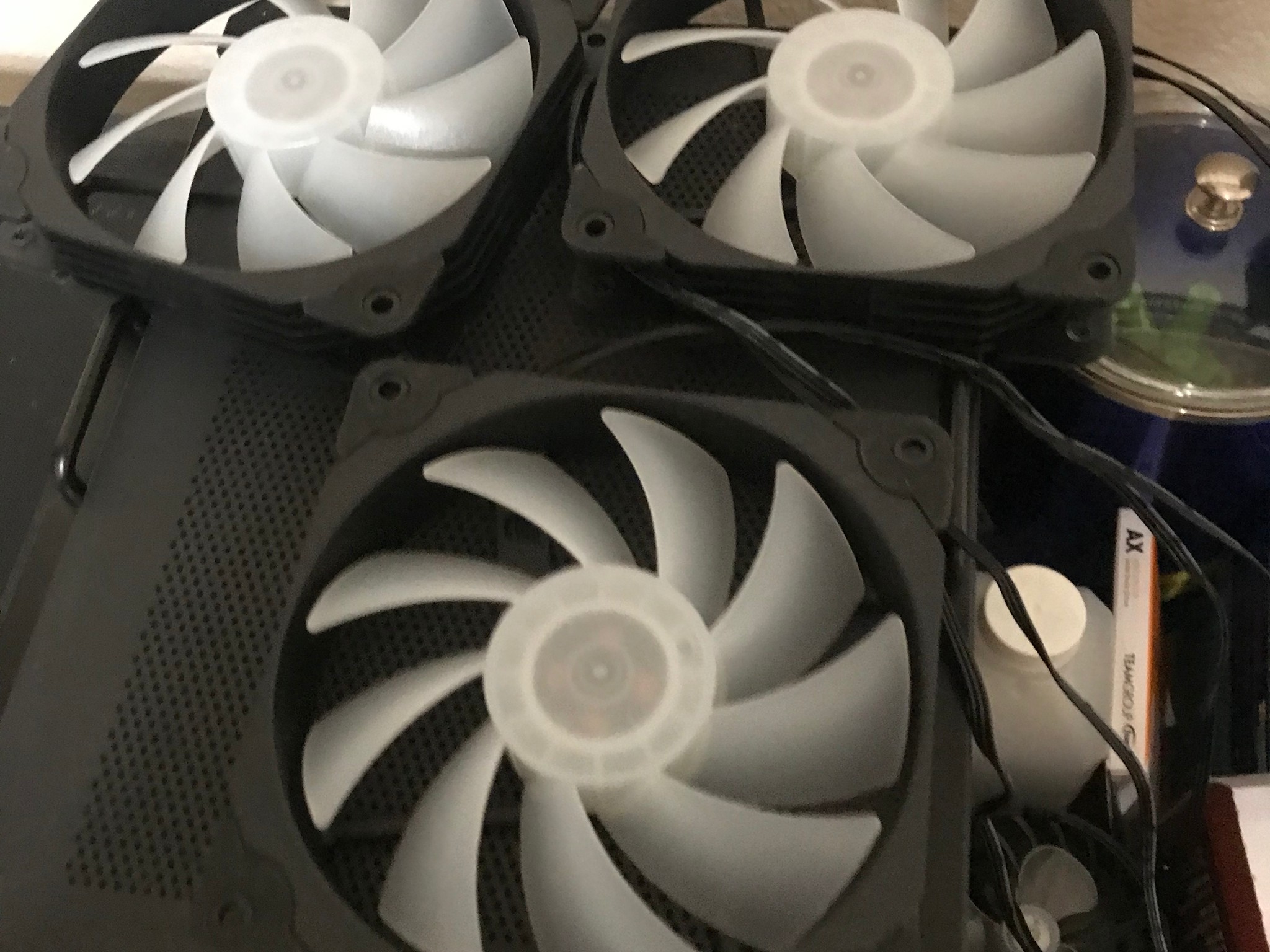 Vetroo ARGB 120mm fans