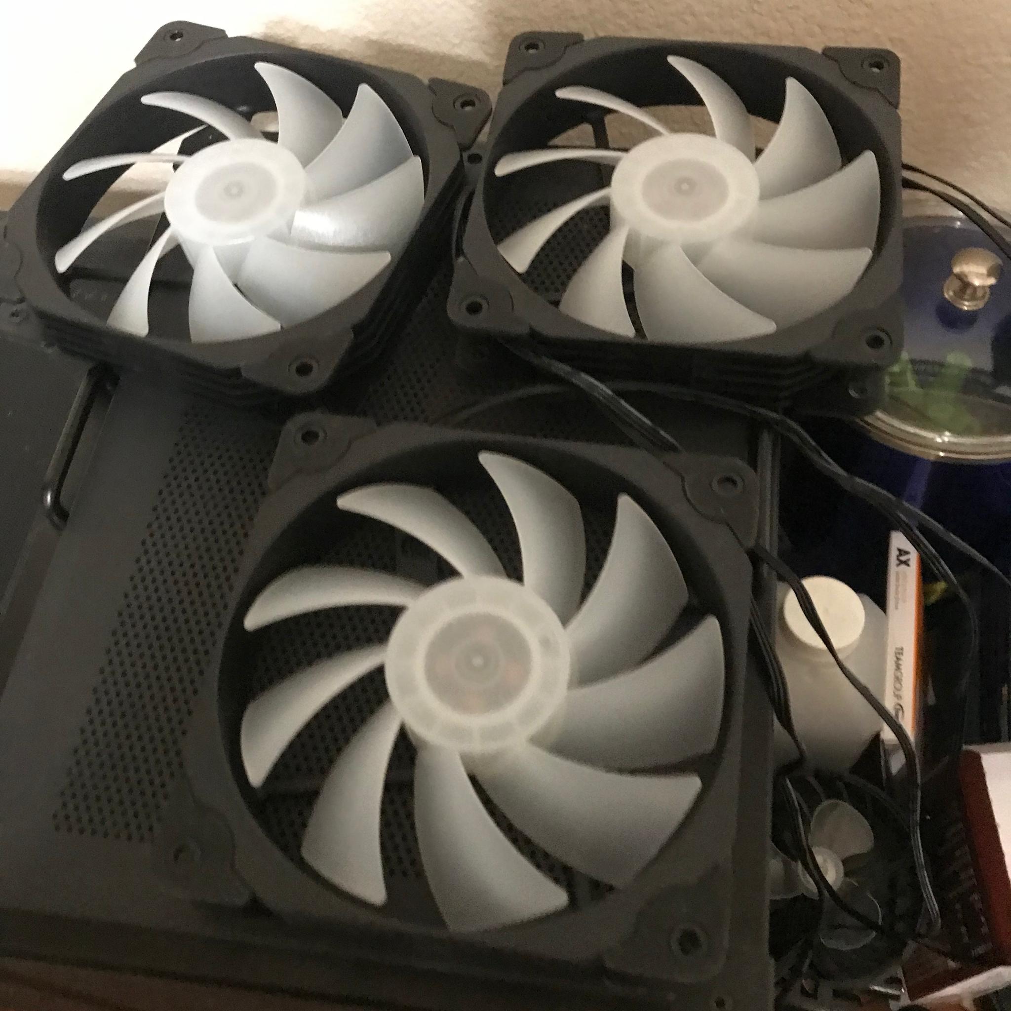 Vetroo ARGB 120mm fans