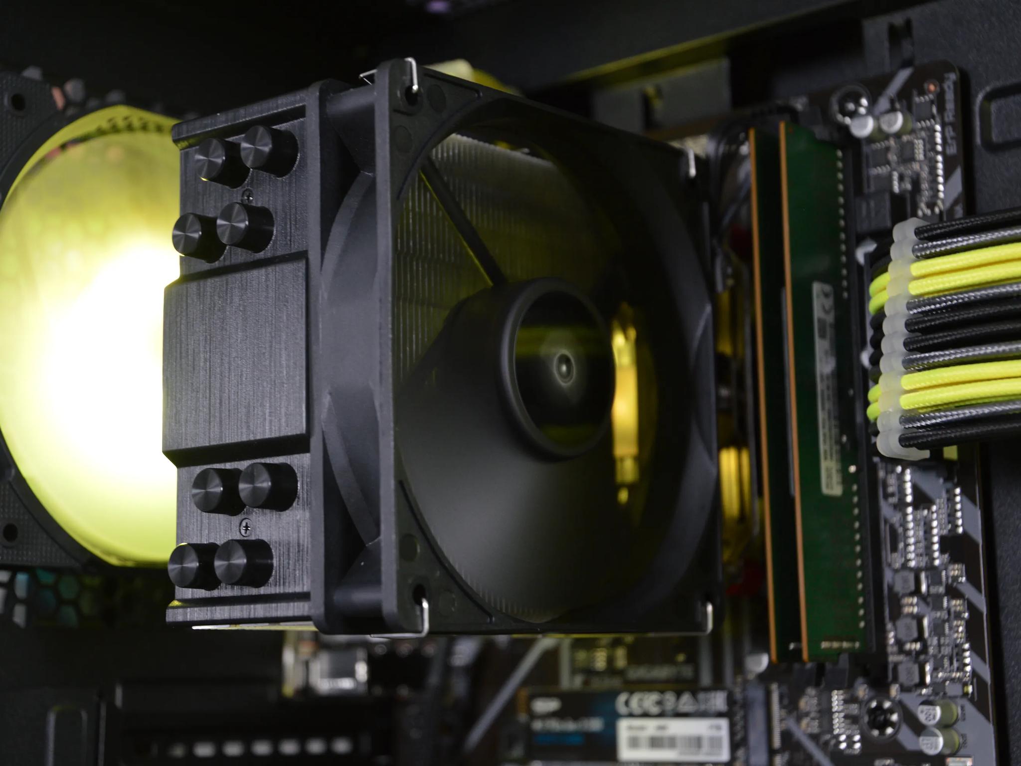 🐝 🐝 | GTX 1660 Ti 6GB | RYZEN 5 3600 | 16GB DDR4 RAM | 1TB NVME SSD | Bee Sting 2.0 |