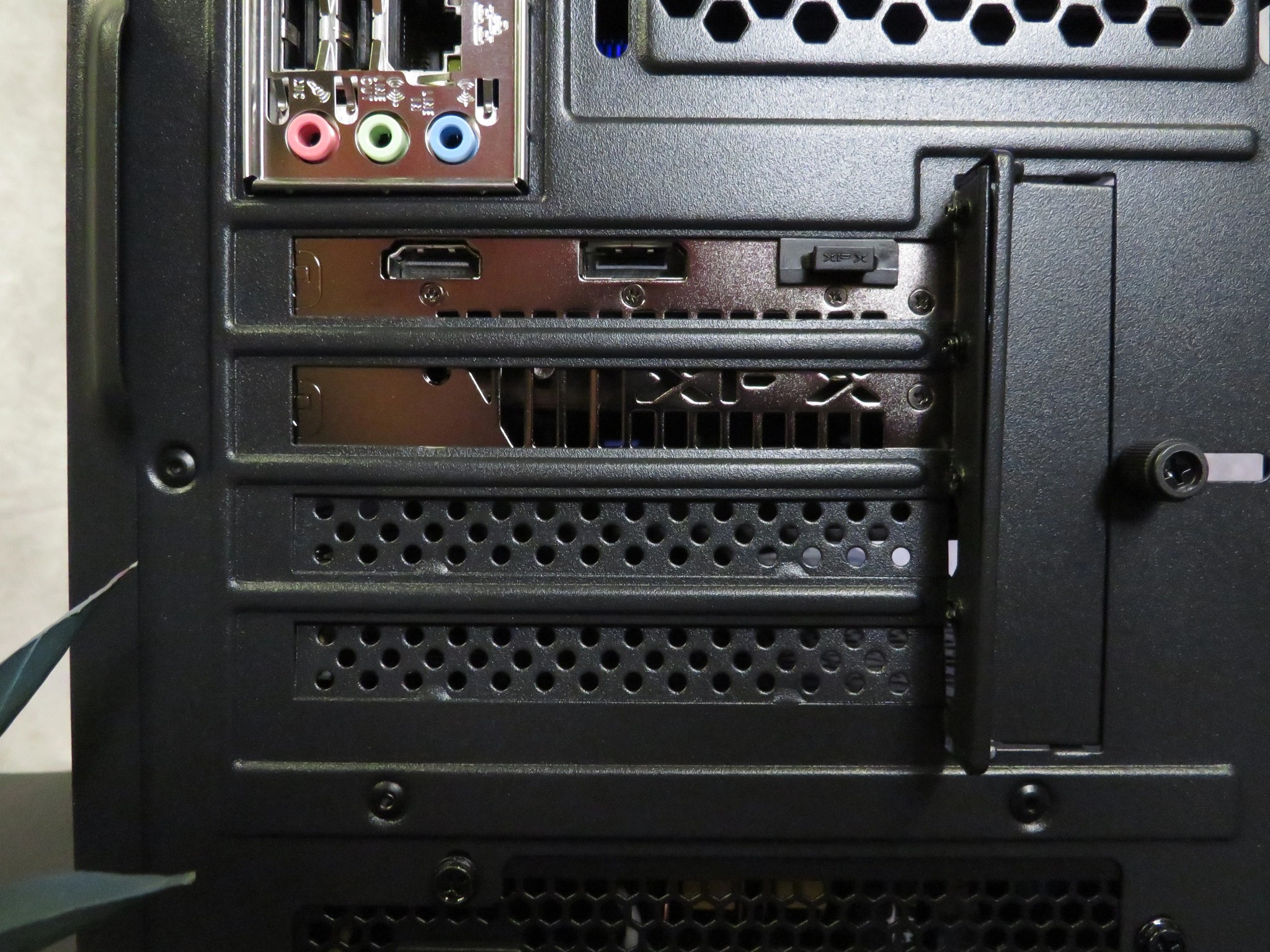 Best price 1440p gaming and productivity: Ryzen 7 5800XT + RX 9060 XT- 16GB + 32 GB DDR4 + 1 tb nvme