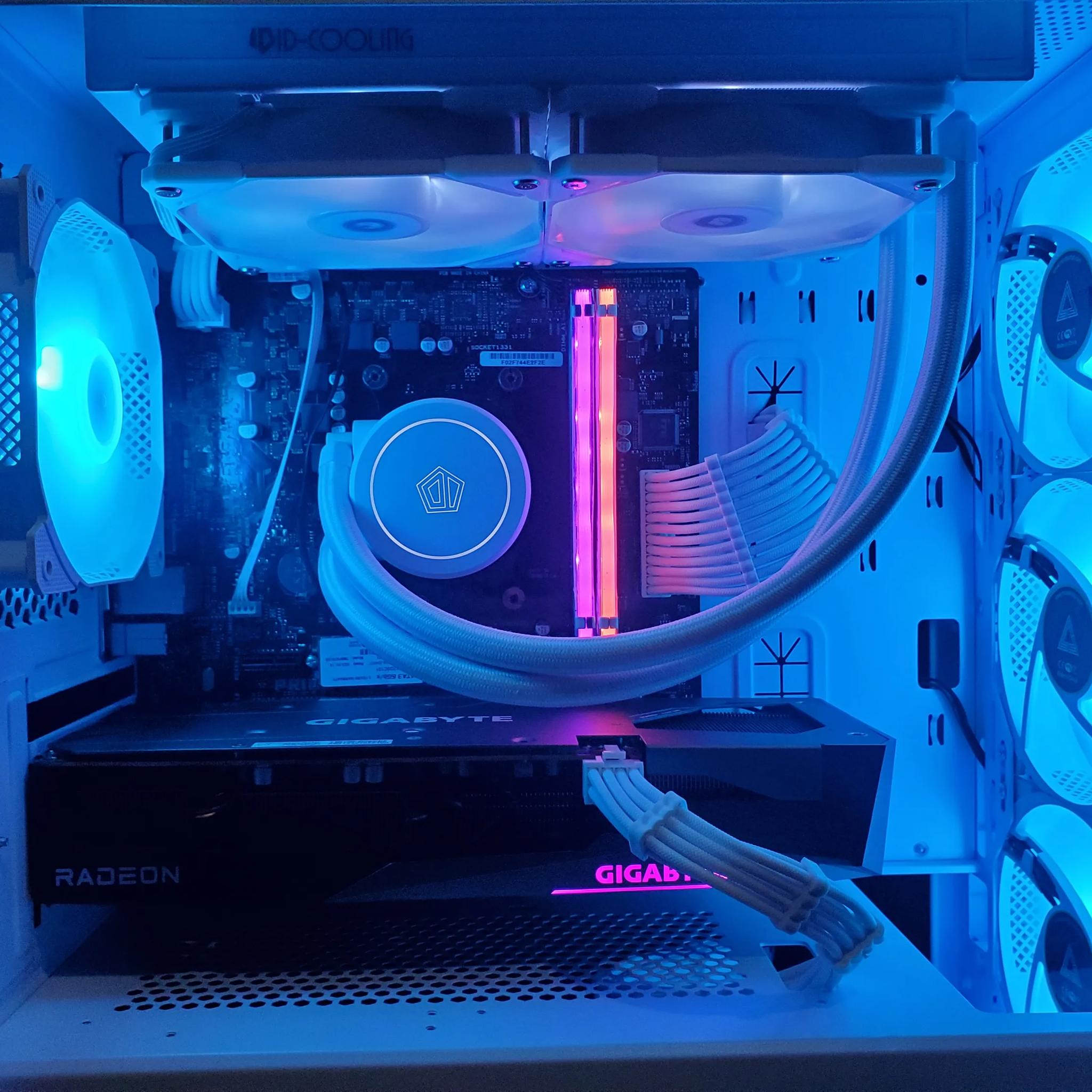 R5 3600X/ 6600XT Montech Gaming PC Computer