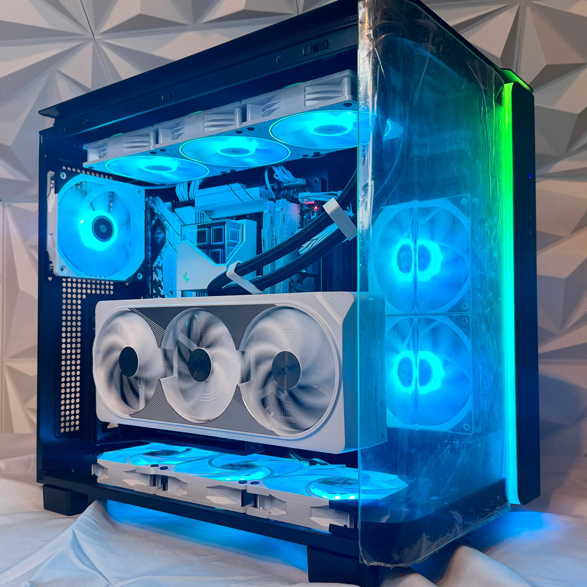 🐼👑 | Ultra Highend Gaming Pc |7800x3d, 4080 super, 64gb, 6TB