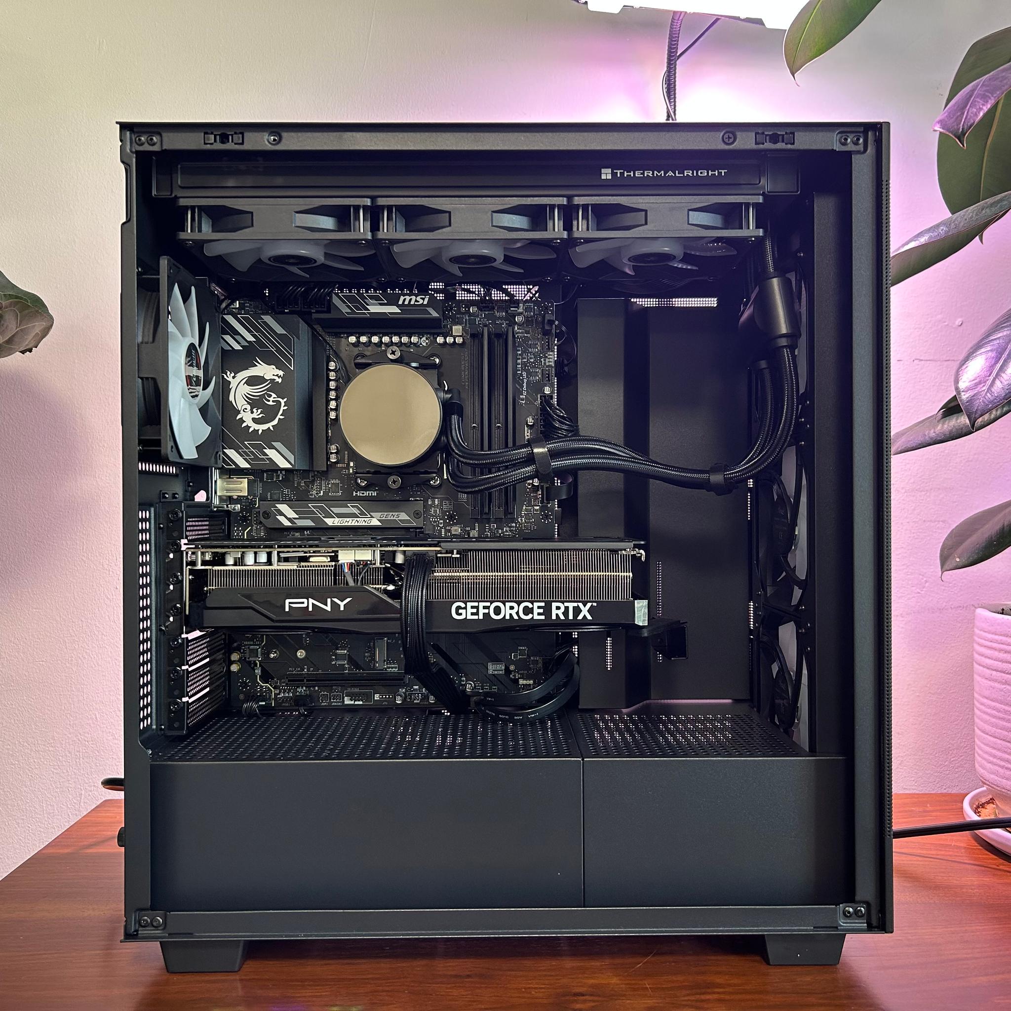 RTX 5070TI | Ryzen 7 9700X | 32GB DDR5 | 2TB NVMe | 360 AIO | 850W Gold