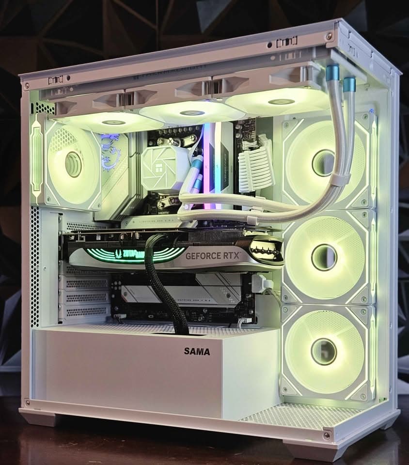 ⚪👻Ghost 👻⚪ Gaming PC (Ryzen 7 + RTX 4070 TI)