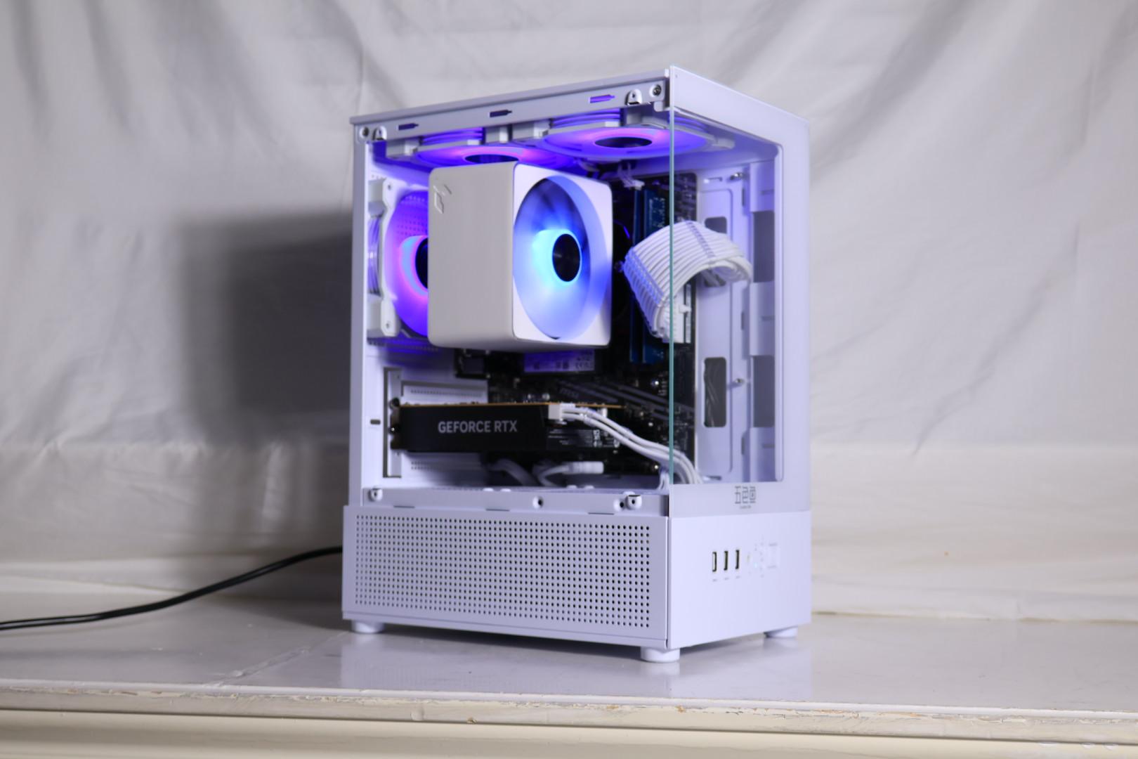 🧊⚪Ice Panda|Rtx 4060 Ryzen 5 5500⚪🧊