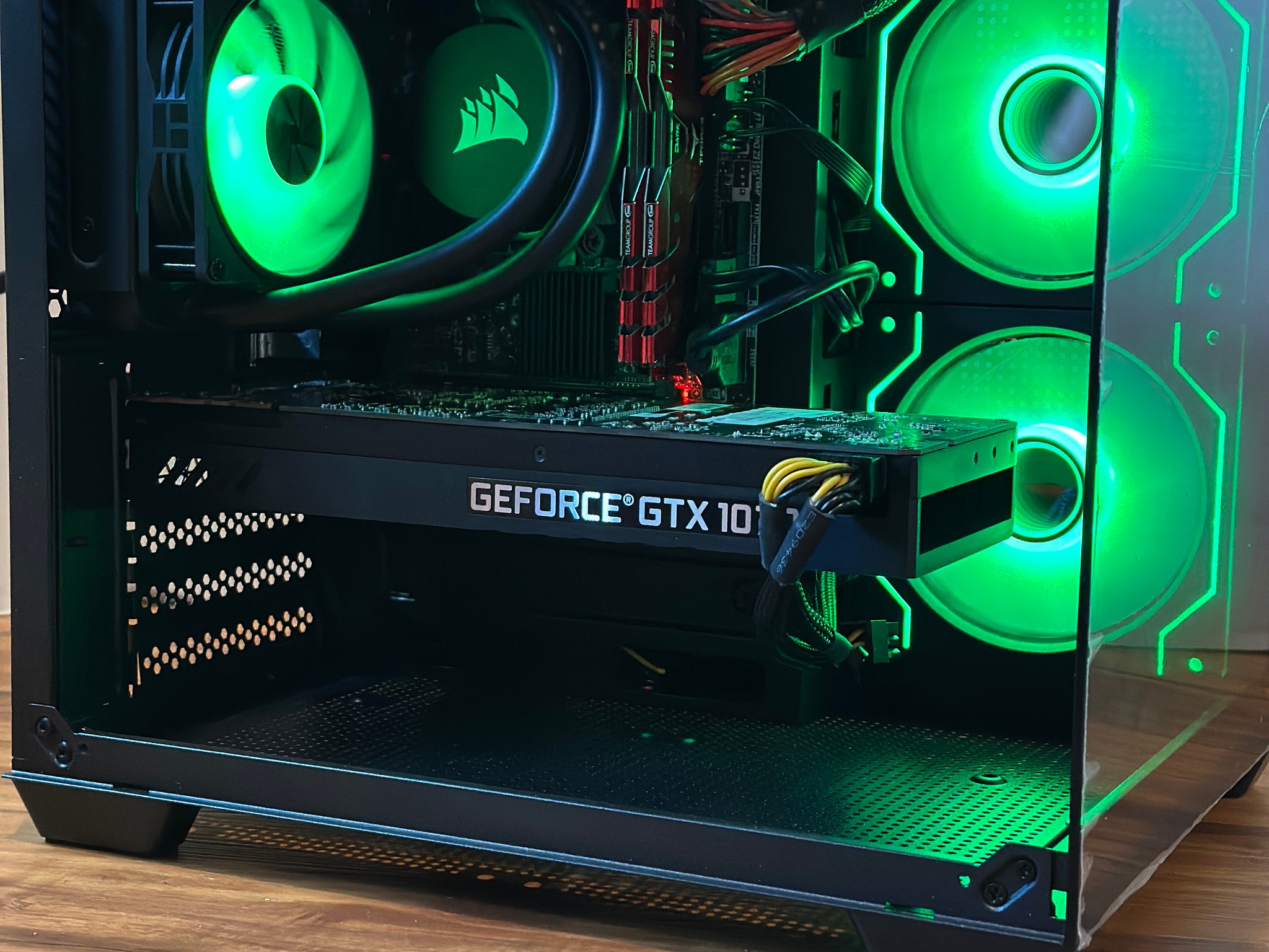GTX 1070 | Intel i7 7700k | 16GB DDR4 | 1.12TB | Win 11 | Office 2024 | WiFi + BT | Budget Gaming PC
