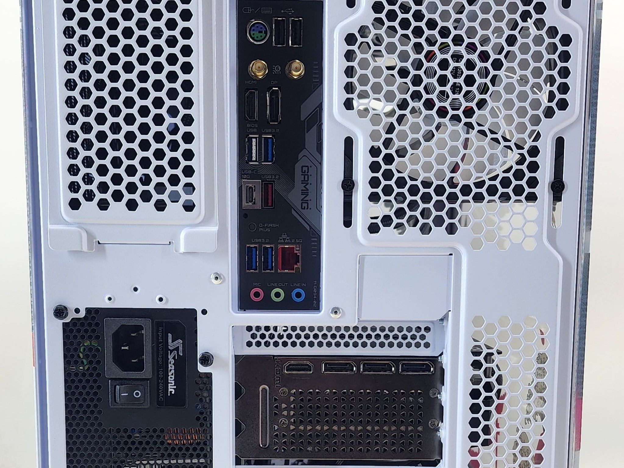 Gaming PC Ryzen 7 7800X3D 32GB RAM 2TB SSD RTX 5080 16GB Windows 11 Computer