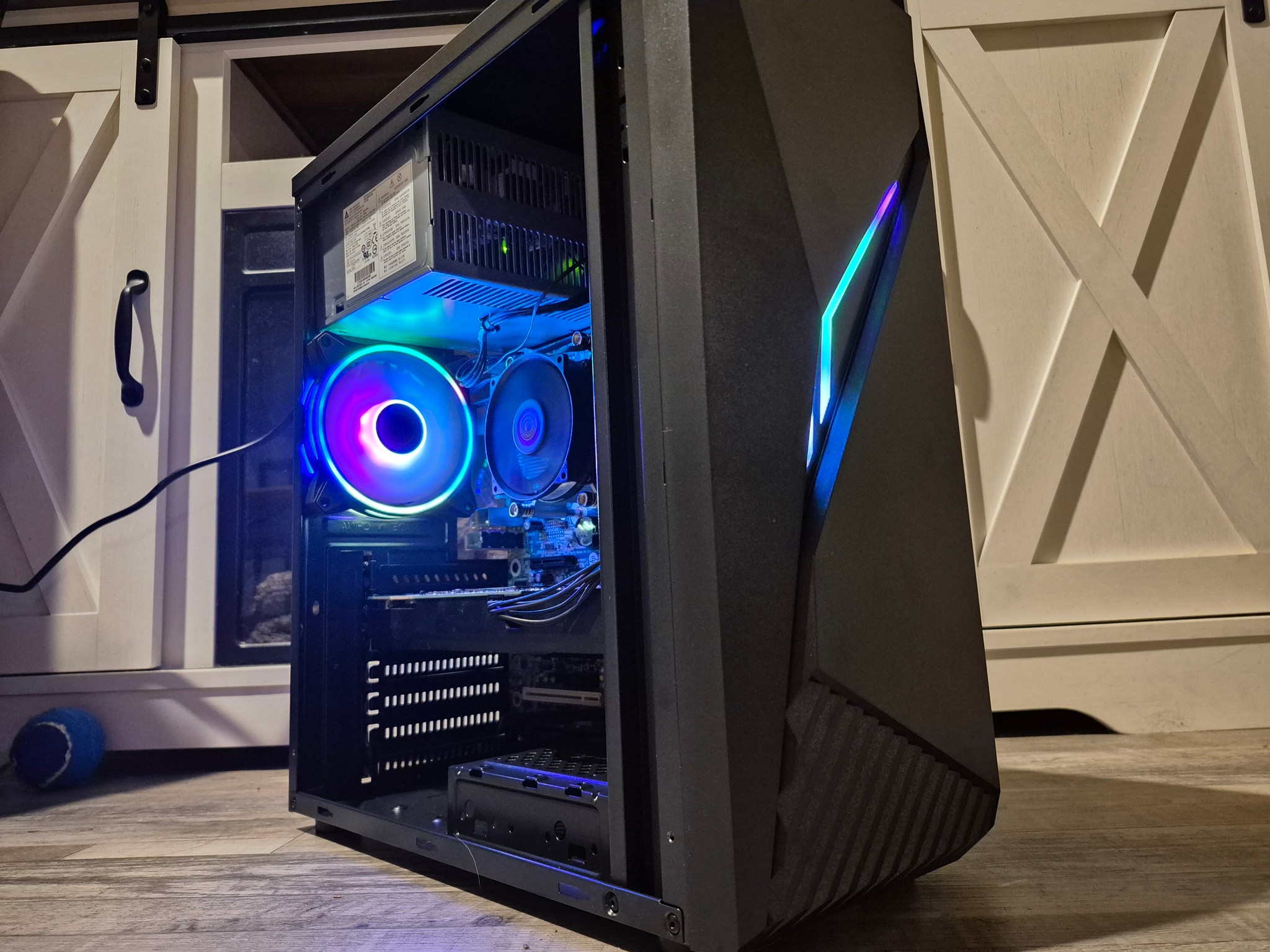 80 FPS Fortnite | i5-4570, 16GB RAM, 500GB SSD, GTX 660