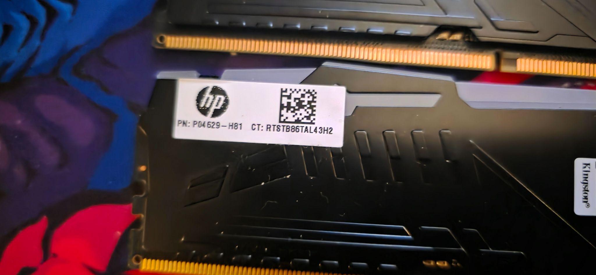 Kingston 32GB (2x16GB) DDR5-6000 CL40 RGB, AMD EXPO + Intel XMP 3.0, SK Hynix A-die
