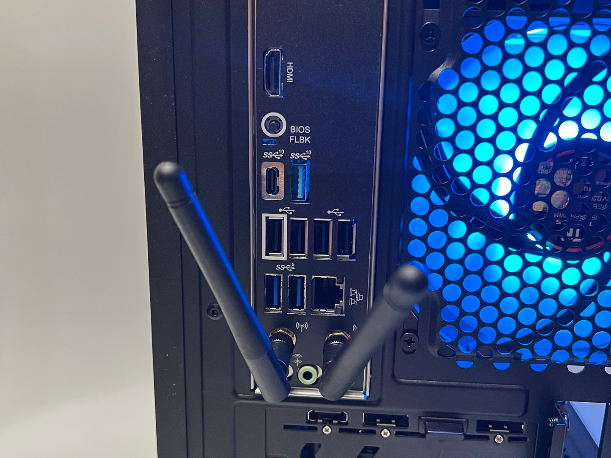 Radeon RX 9070GRE Custom Gaming PC - Ryzen 5 7500X3D, 1TB NVMe SSD