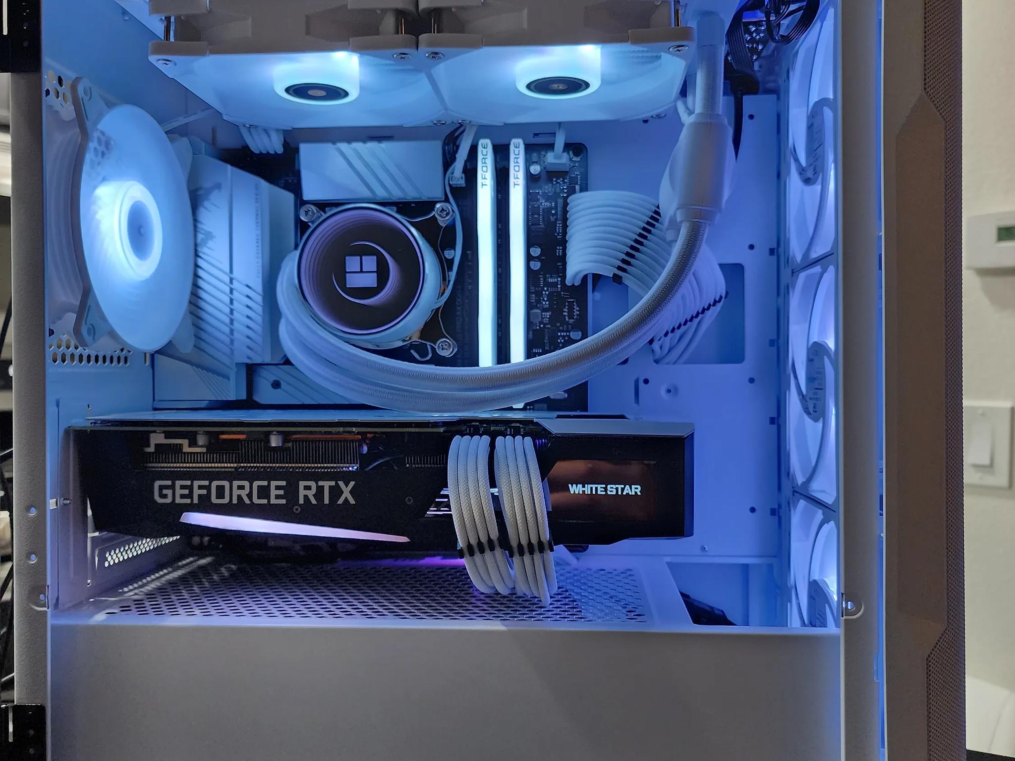 "White Star" Streaming/Gaming PC; i5-13400F | AORUS RTX 3070 | 32GB | 1TB