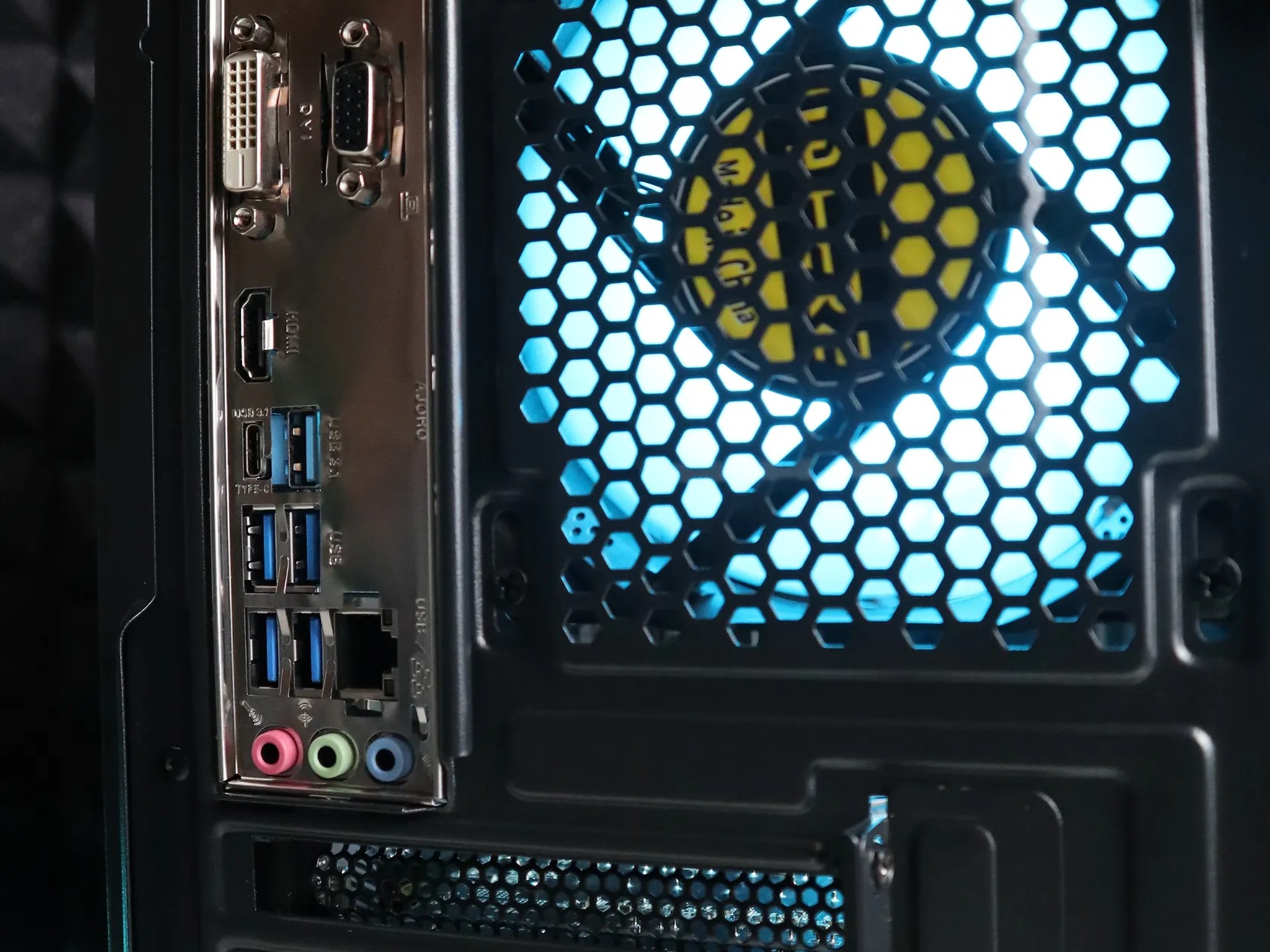 Desire | R5 1600/RX 480 4GB Gaming PC