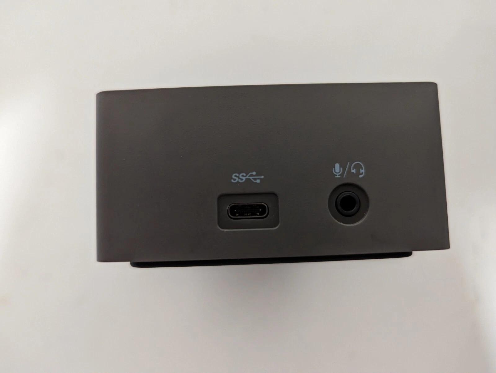 Targus Dock 190 USB-C Universal DV4K Docking Station with power adapter