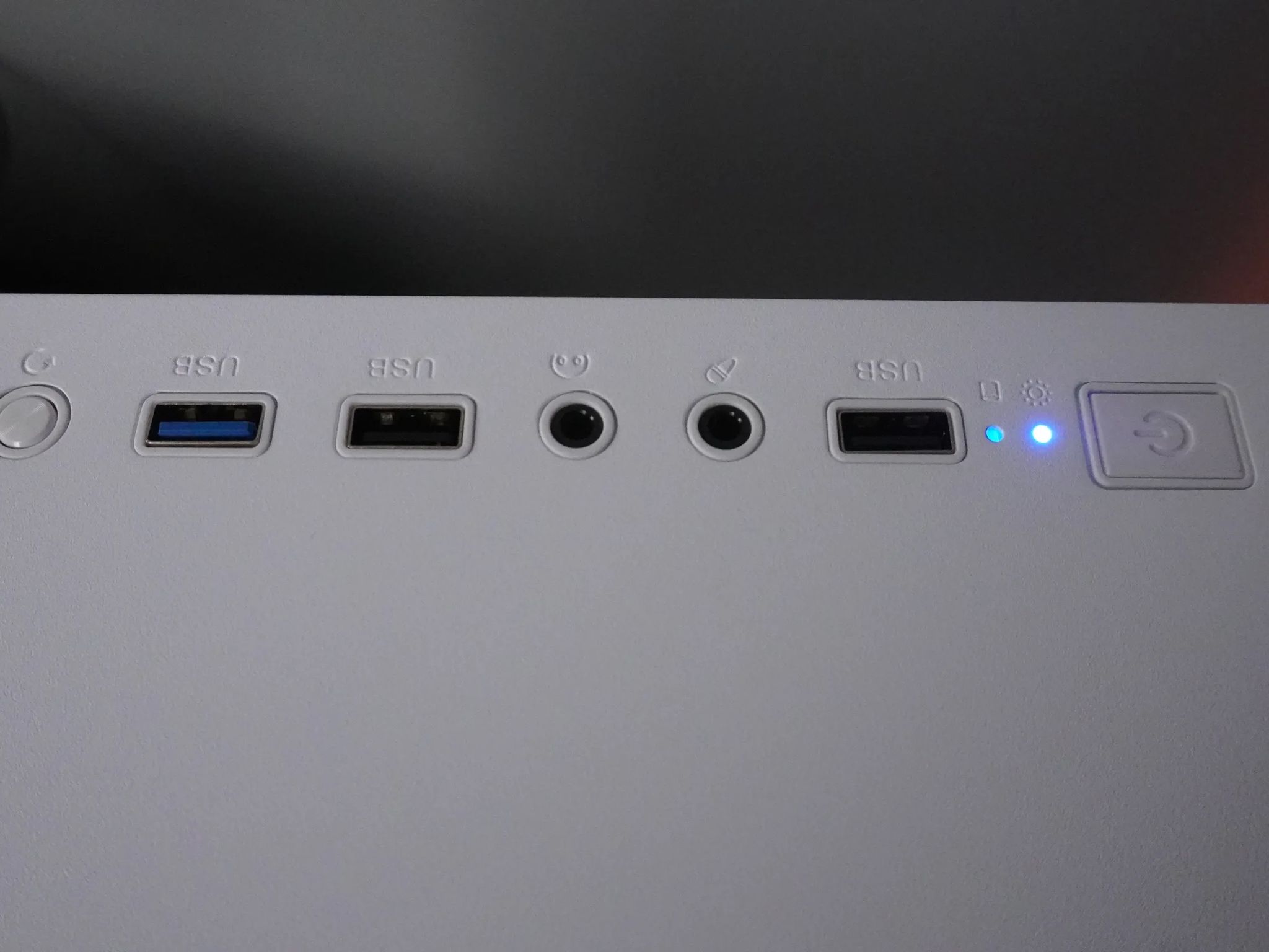 🤍AESTHETIC🤍 1440p/1080p MACHINE 💚RTX 3060 🧡 Ryzen 5 5600 | 1TB NVME | 32GB | WIFI