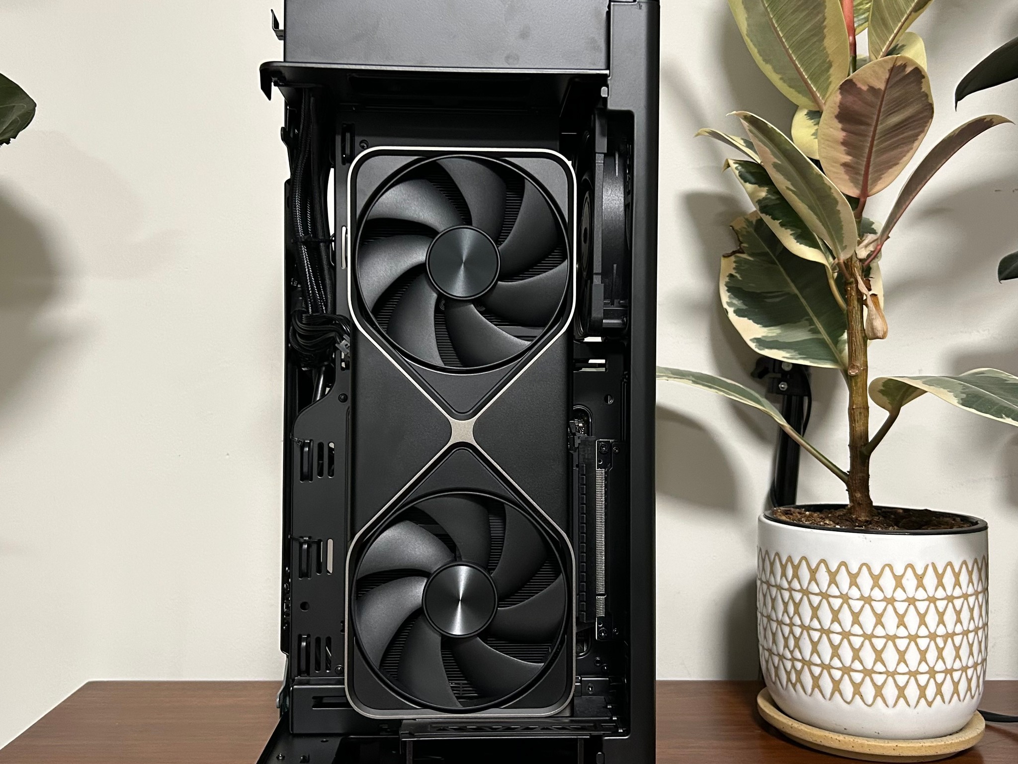 RTX 5080 | Ryzen 7 9800X3D | 32GB DDR5-6000 | 2TB Gen4 NVMe | NCORE 100 MAX | 850W Gold