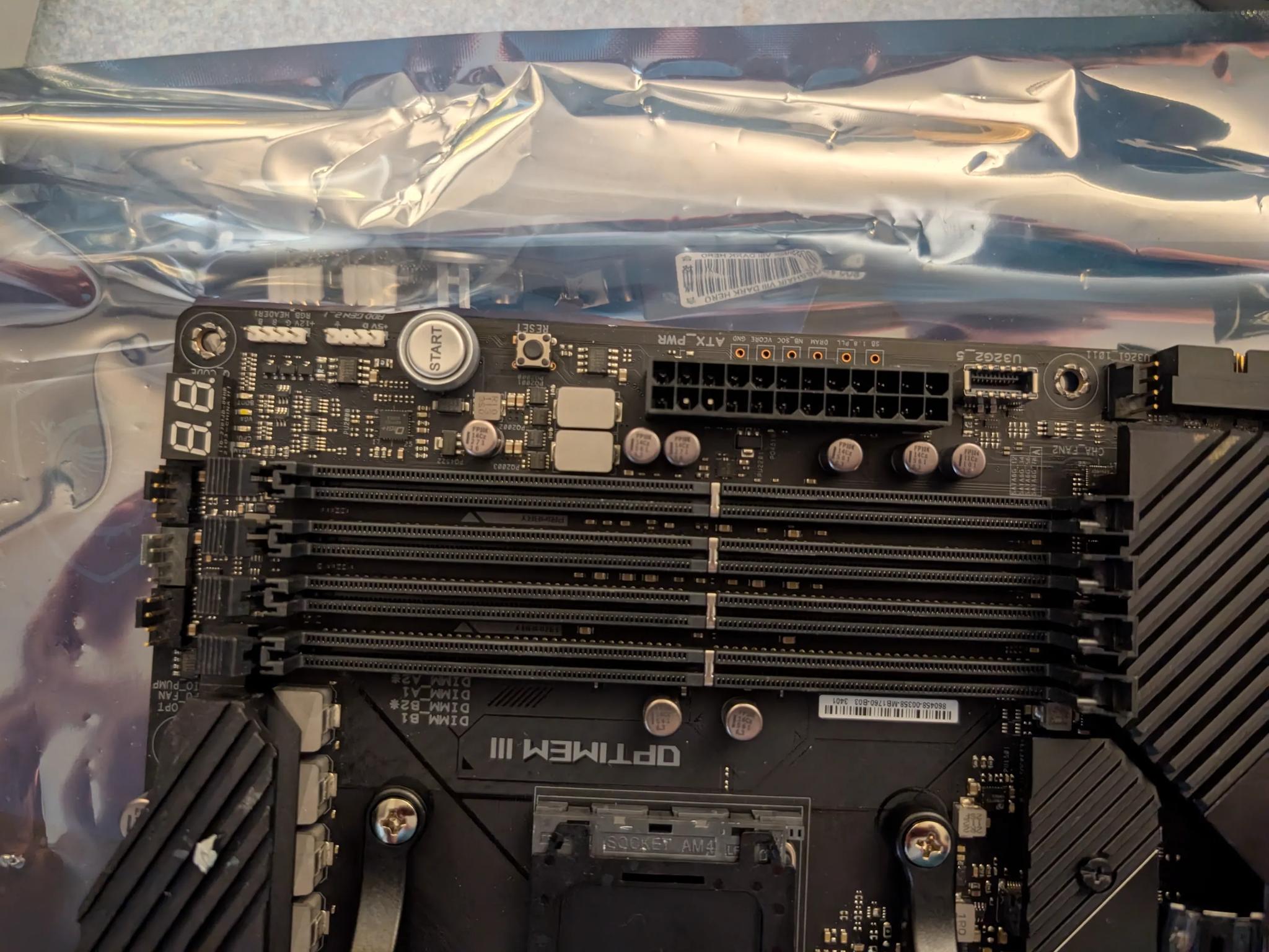 Asus ROG Crosshair DarkHero x570 motherboard