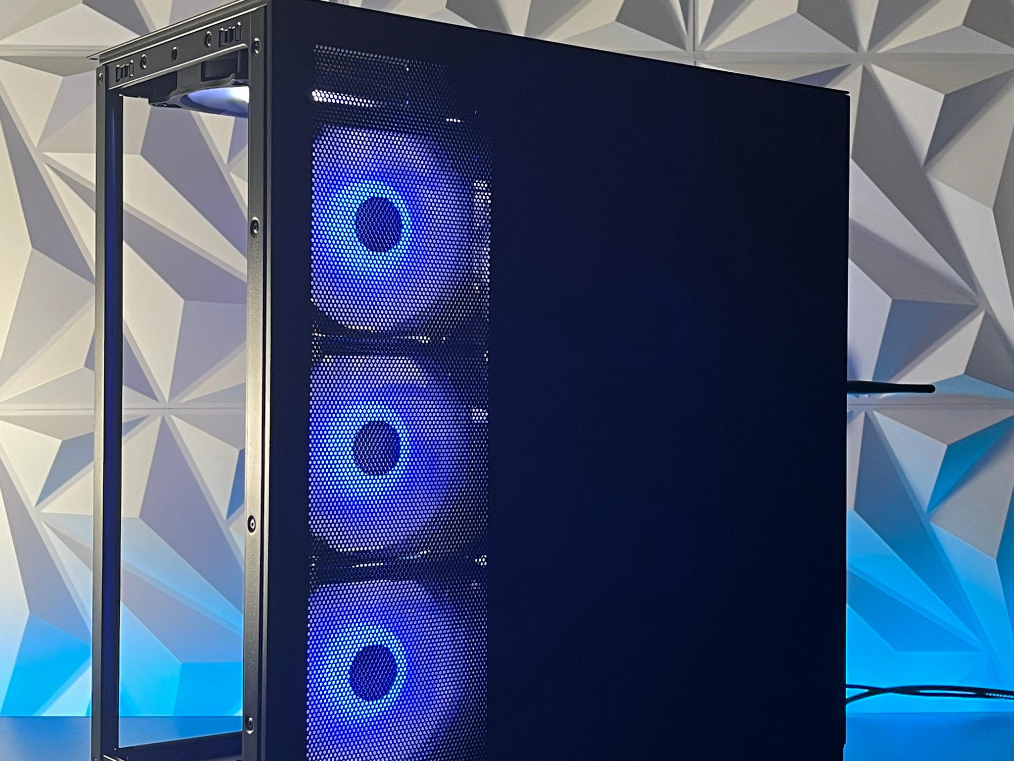 TUF RX 6800 16GB, Ryzen 7 5800X, 32GB 3600MHz | Black RGB Gaming Computer/PC