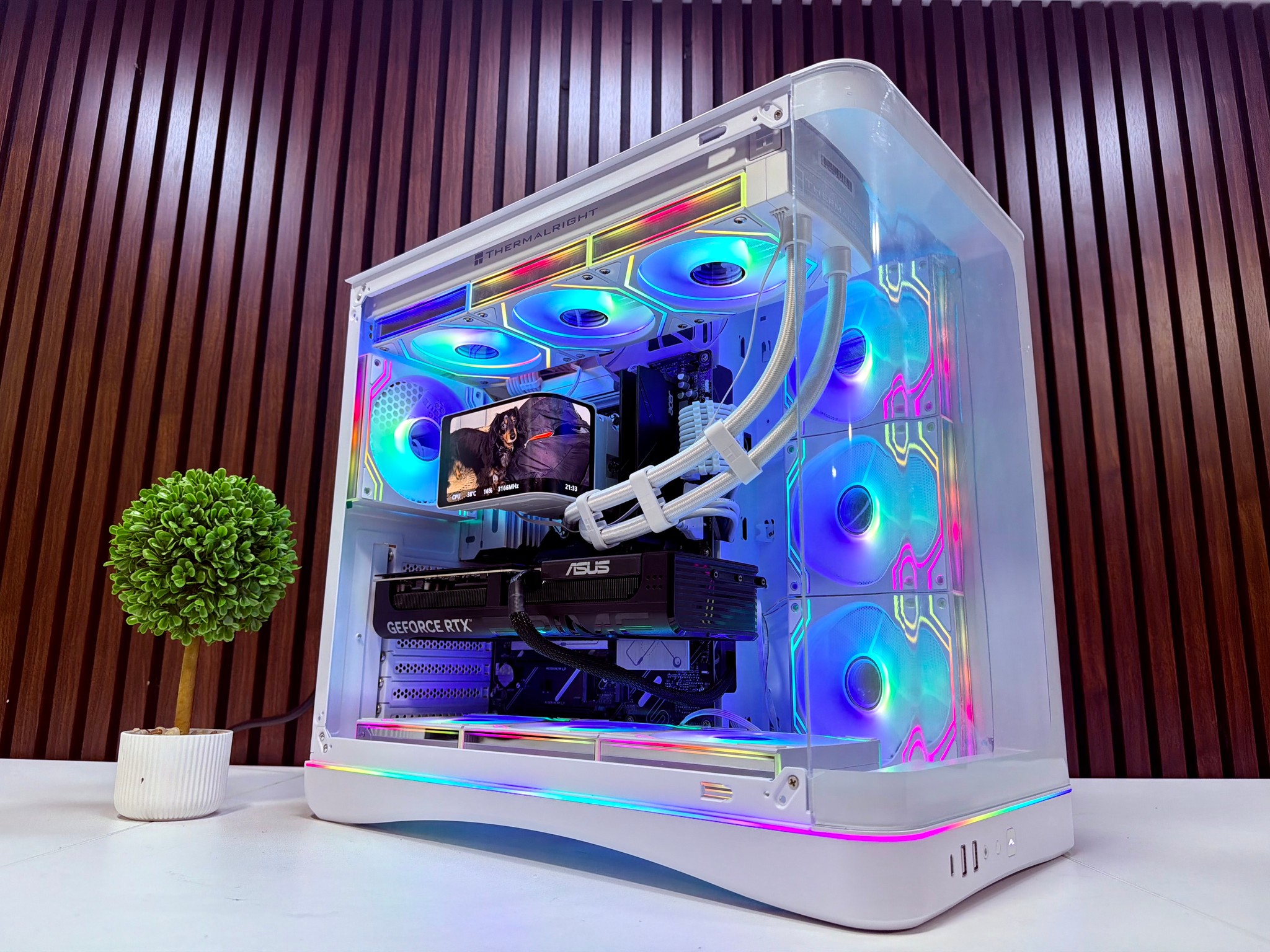 RTX 5080 | Ryzen 9800X3D | 32GB DDR5 | 2TB M.2 | 1000 Watt Gold PSU | LCD AIO