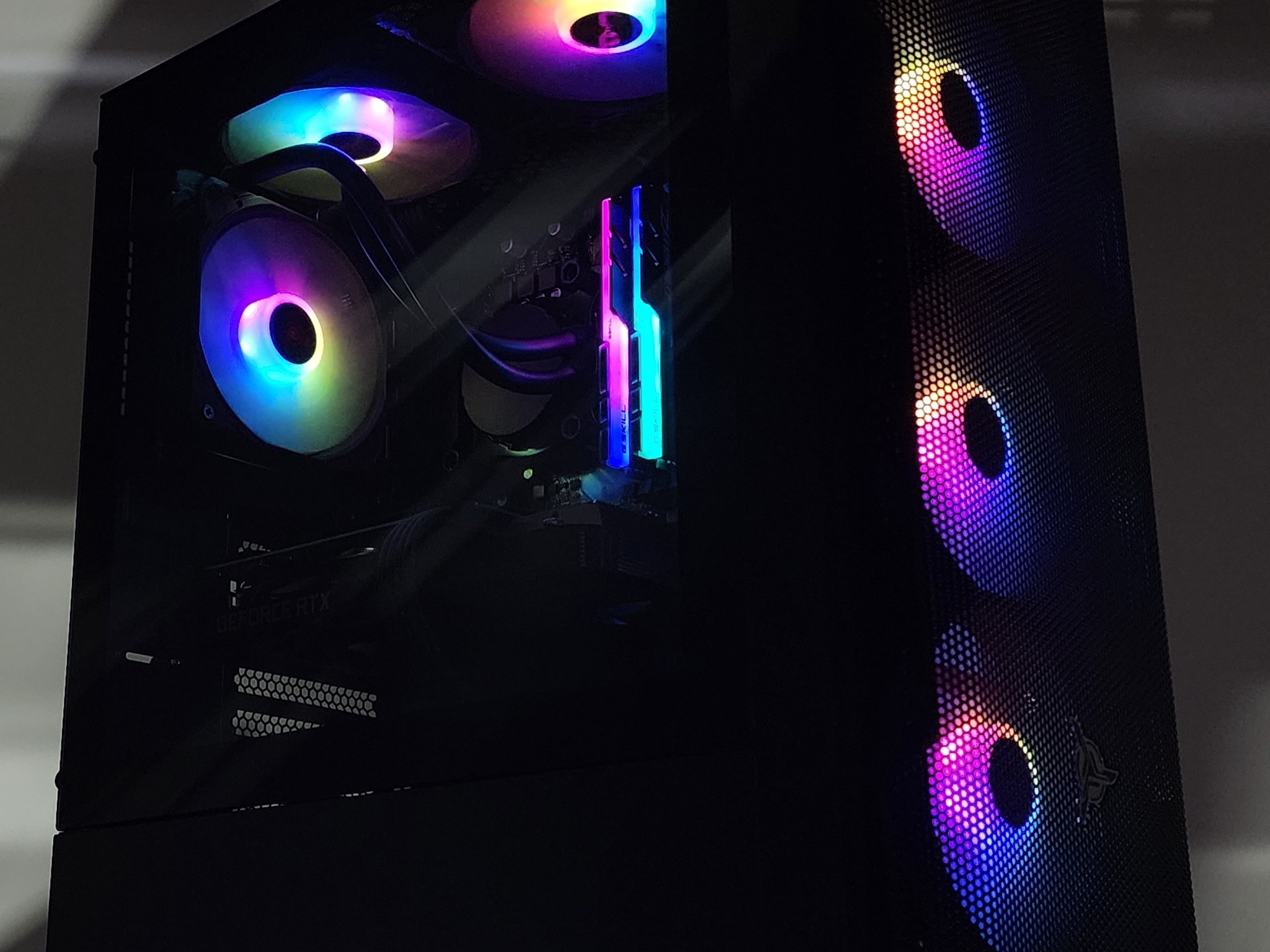 Gaming PC i5-10600K 16GB RAM 1TB SSD RTX 3070 8GB Windows 11 Computer