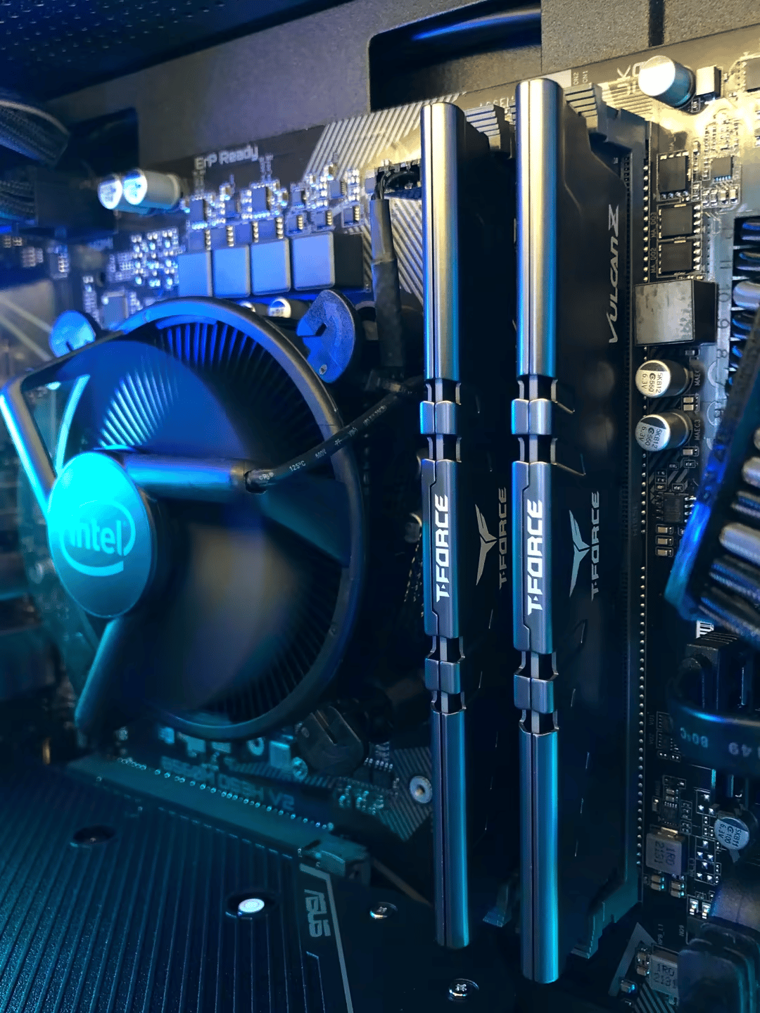 Awesome Gaming PC i3-10105 + GTX 1650