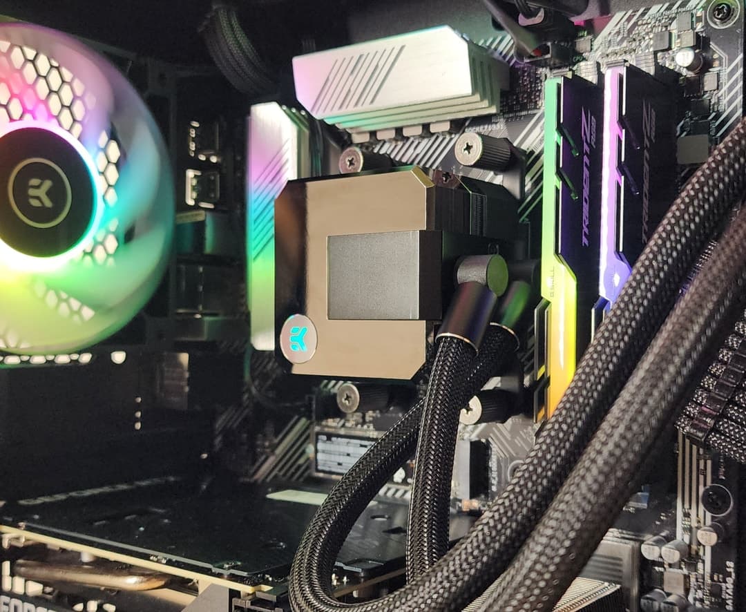 Gaming PC Ryzen 7 5700X 32GB RAM 1TB SSD RTX 3070 8GB Windows 11 Computer