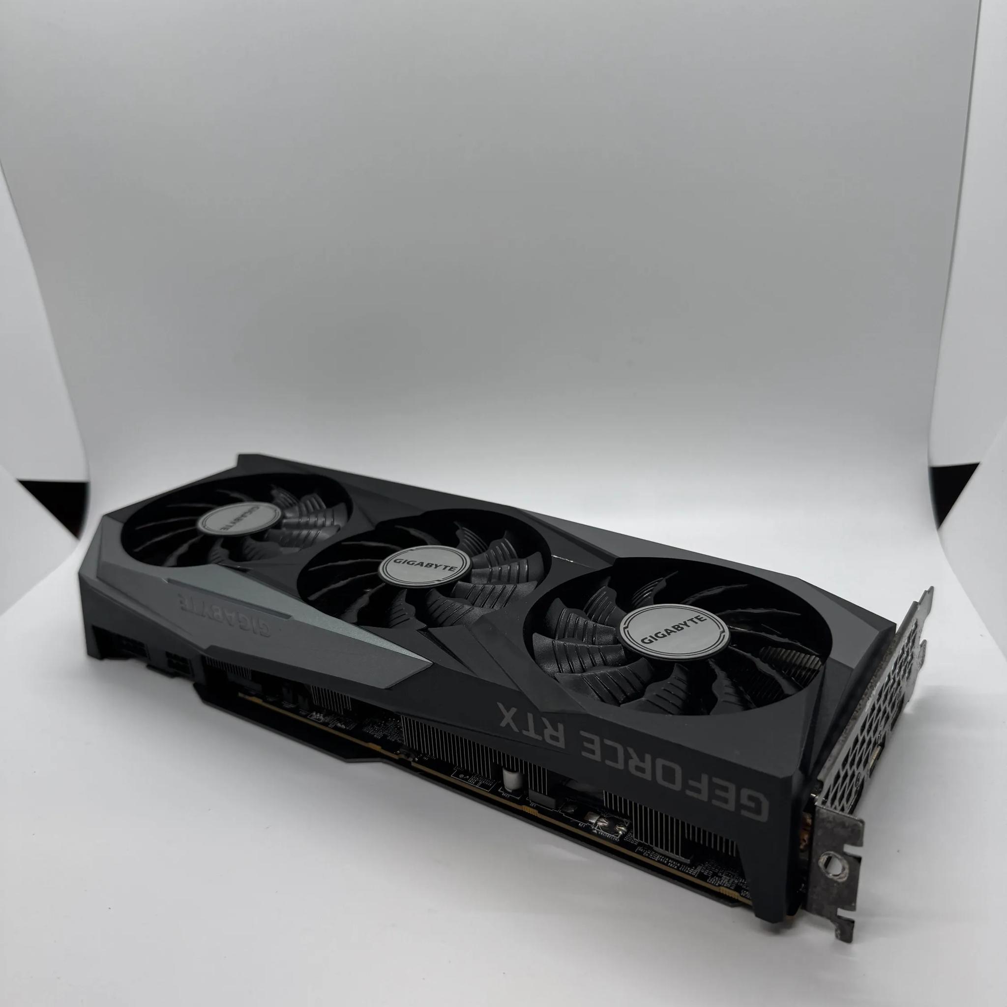 Gigabyte GAMING OC GeForce RTX 3070 8 GB Video Card