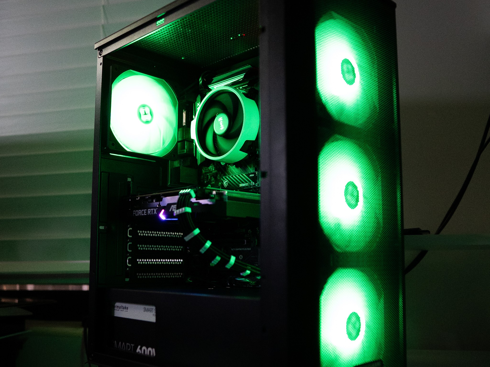 ⛈️❄️ | NVIDIA RTX 3060 12GB | RYZEN 5 3500X | 16GB DDR4 RAM | 1TB NVME SSD | Arctic Snow