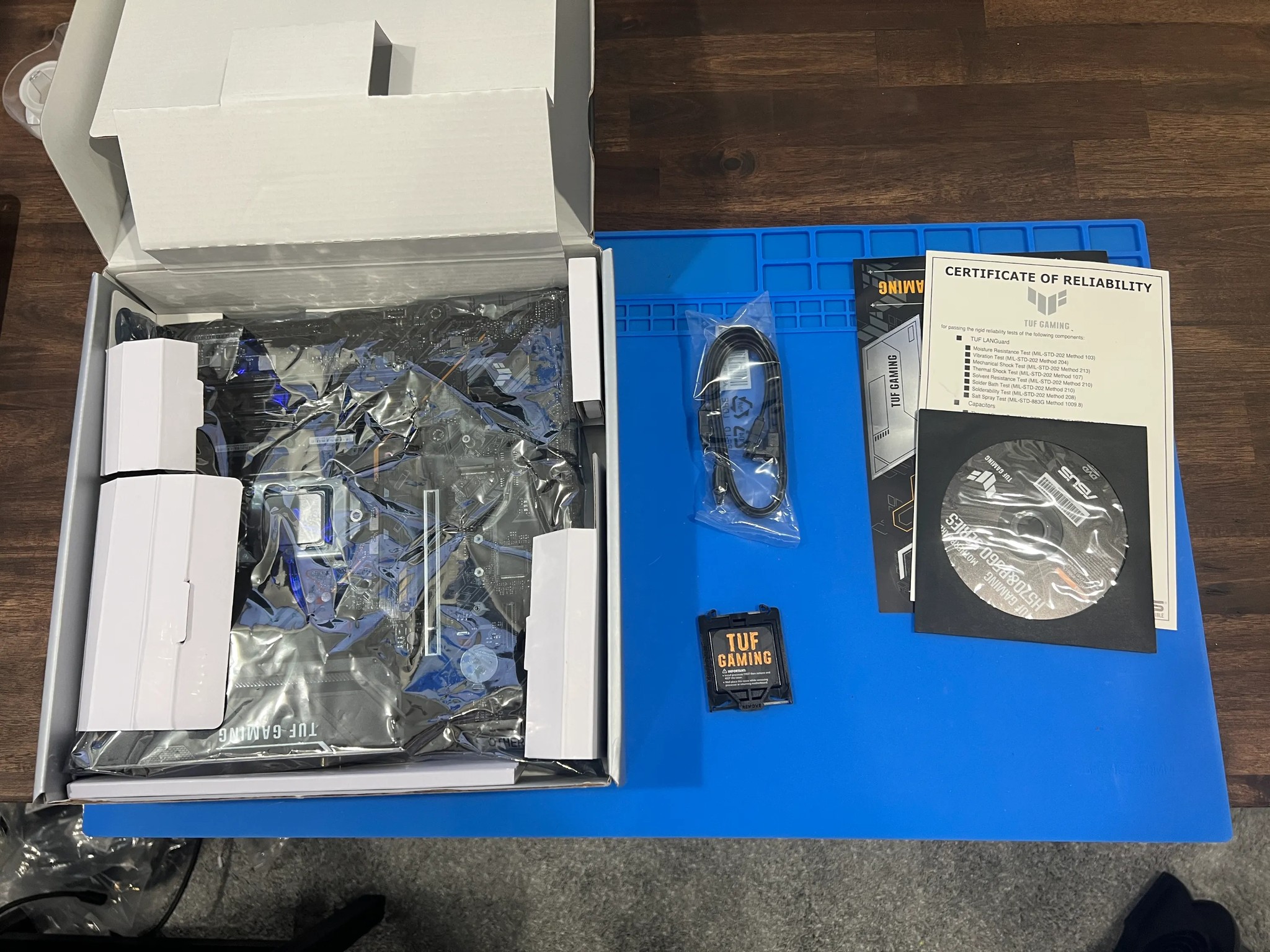 ASUS TUF GAMING B560M-PLUS WIFI Motherboard w/ INTEL CORE I7-11700K