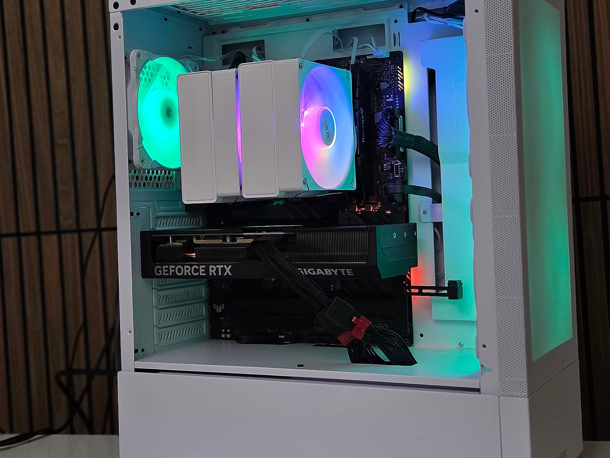 1440P White Gaming v2  PC | 12700K | RTX 4070 super 12GB | DDR4/5 | Z690 | 32GB RAM | 1TB | Win11