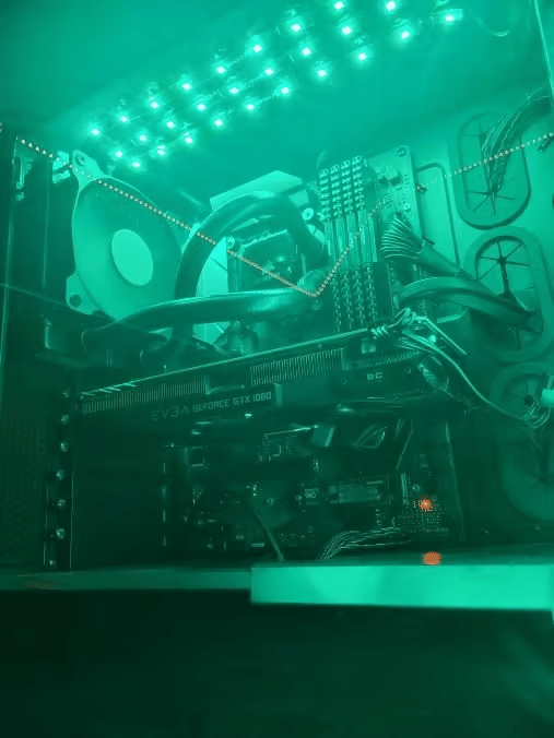 intel core i5 7600k + EVGA SC GTX 1080. Bang for your buck RGB build 