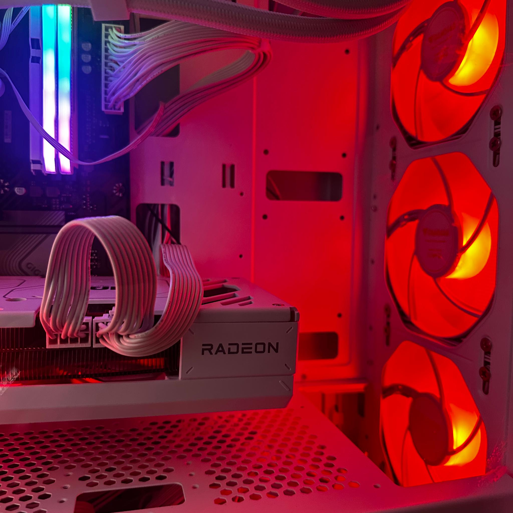 4K ALL WHITE GAMING PC ( CUSTOM BUILD )