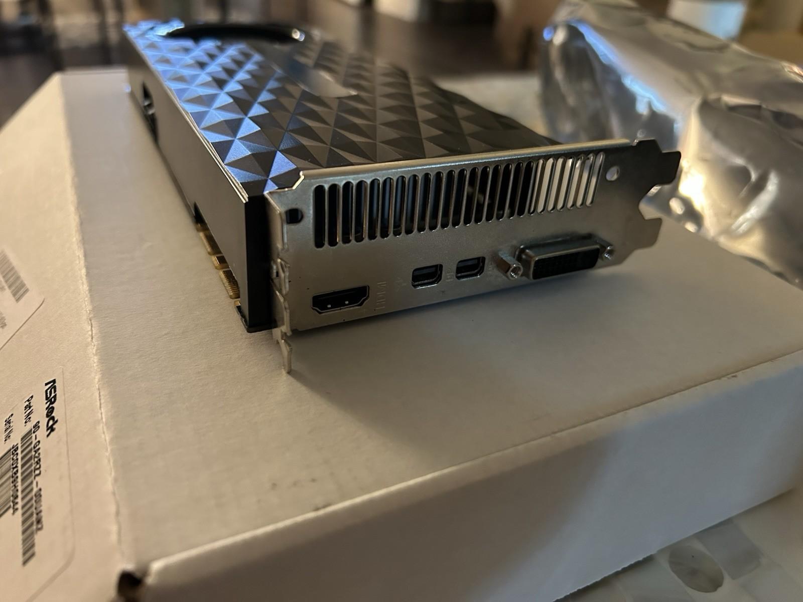 PNY GeForce GTX 970 4GB GDDR5 Graphics Card (VCGGTX9704R2XPB)