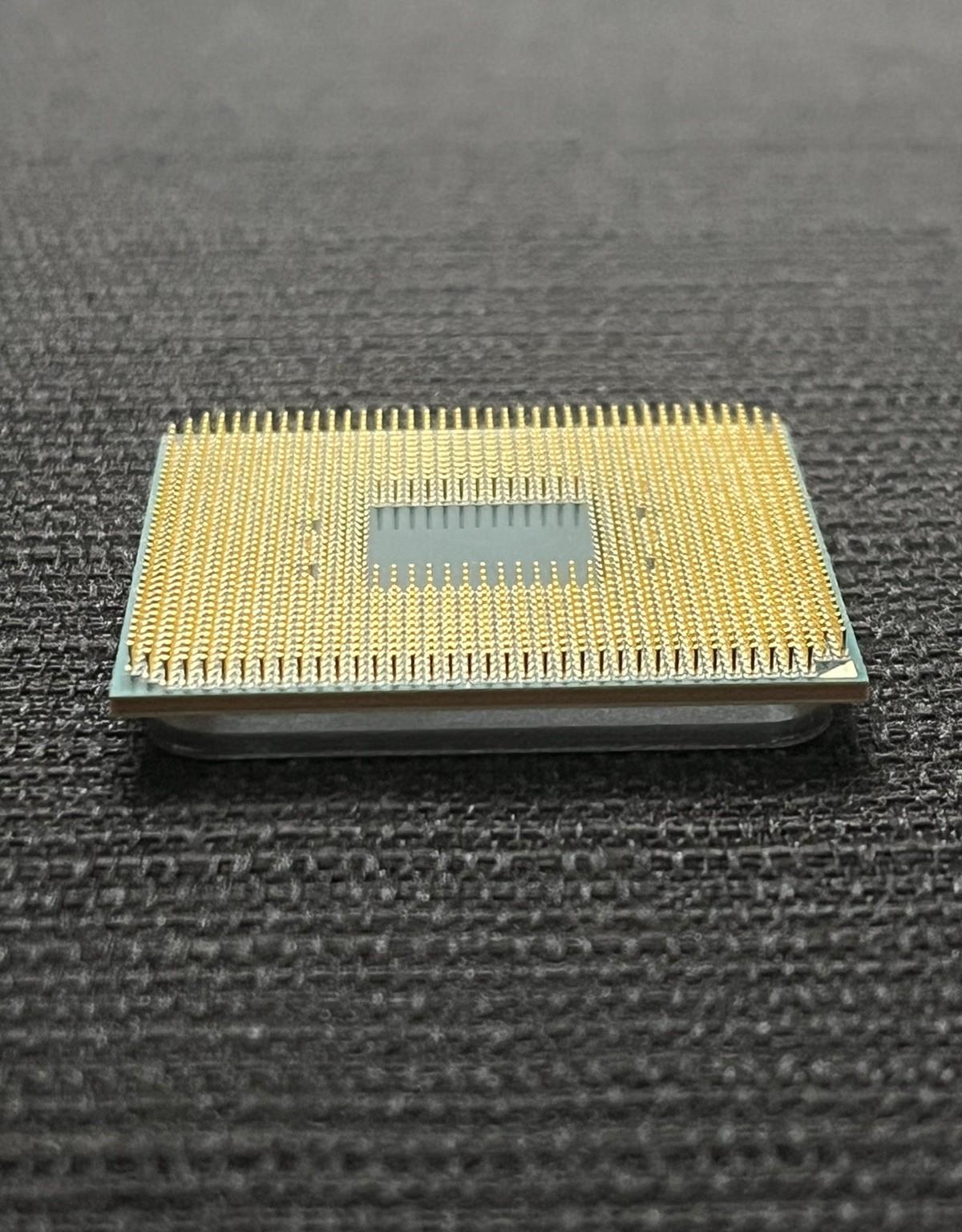 Ryzen 7 3700X