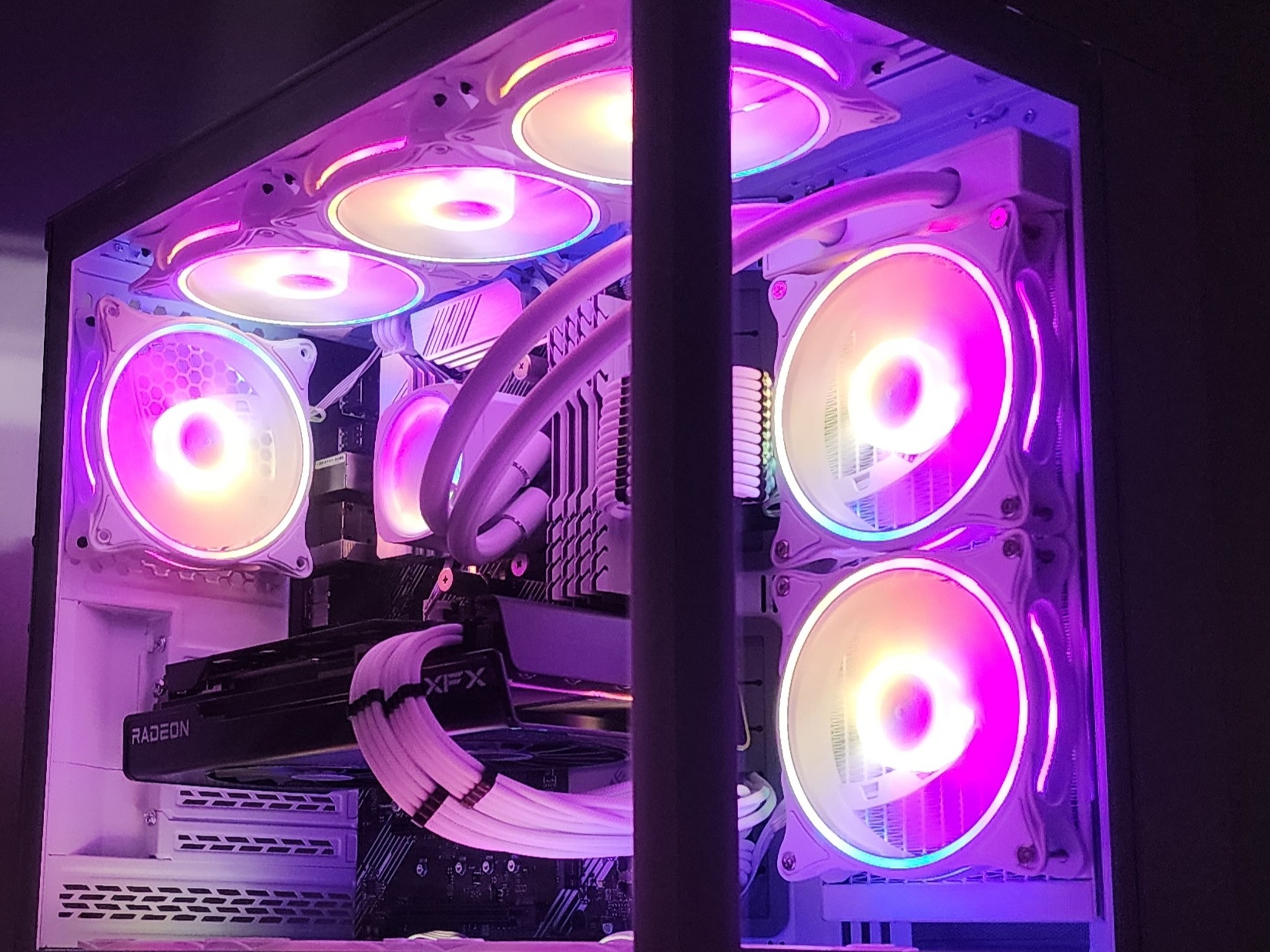Gaming PC Ryzen 7 5700X3D 32GB RAM 1TB SSD RX 7700 XT 12GB Windows 11 Computer