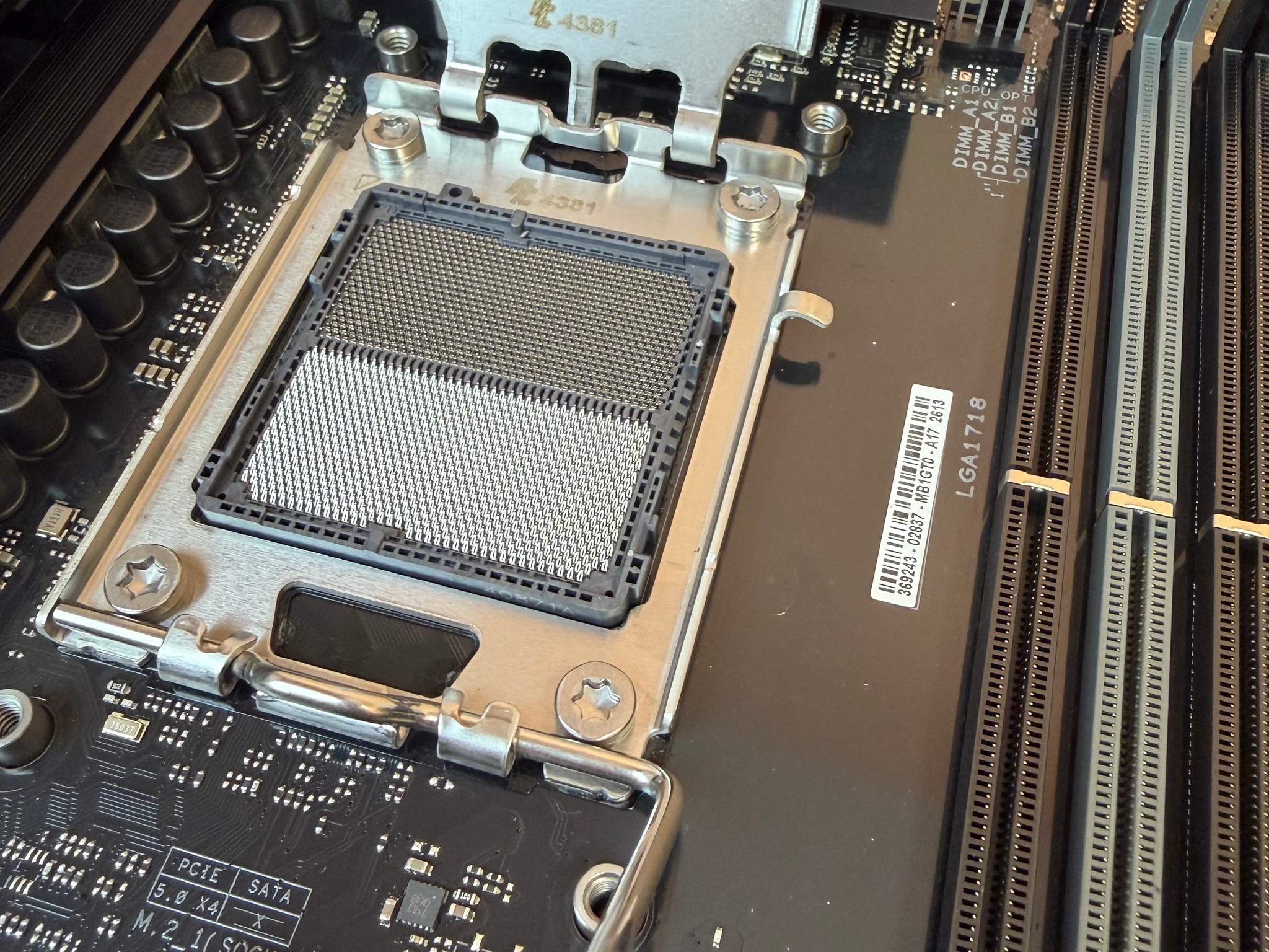 ASUS TUF Gaming B650-E WiFi AM5 Motherboard – Fully Functional – READ DESCRIPTION