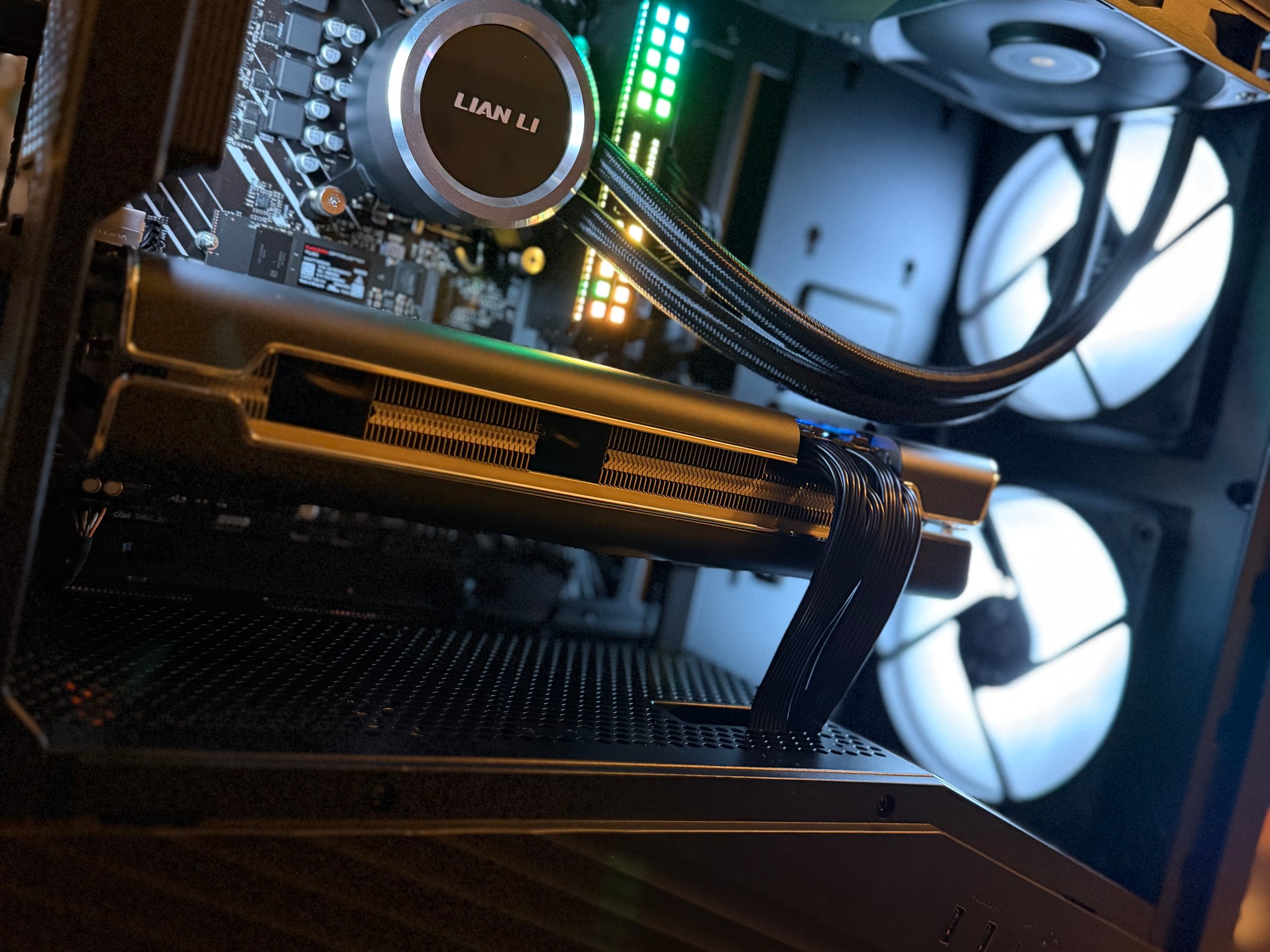 🔥 New i5-12600K | RX 5700 XT | 16GB DDR4 | 500GB NVME M.2 Gen4 | RGB Gaming PC